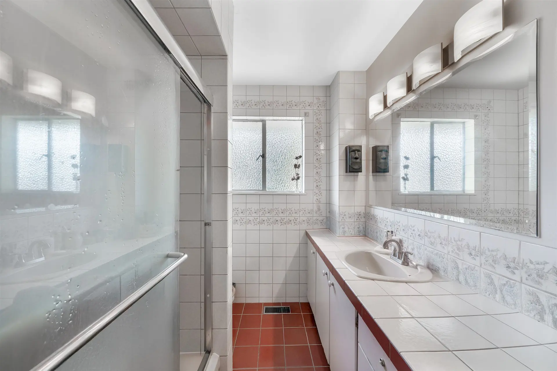 2285 Viewlynn Drive - Image 9