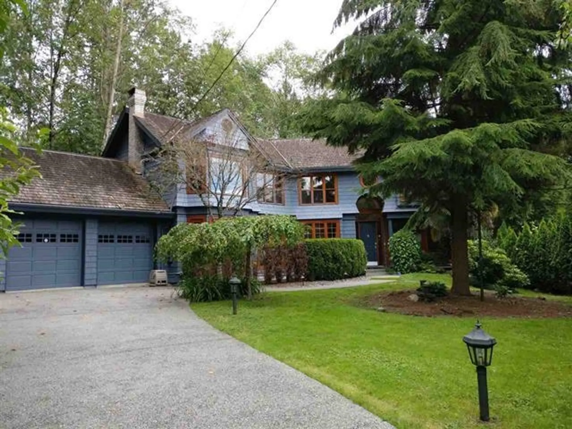 Property at 992 3rd Street, West Vancouver, BC
