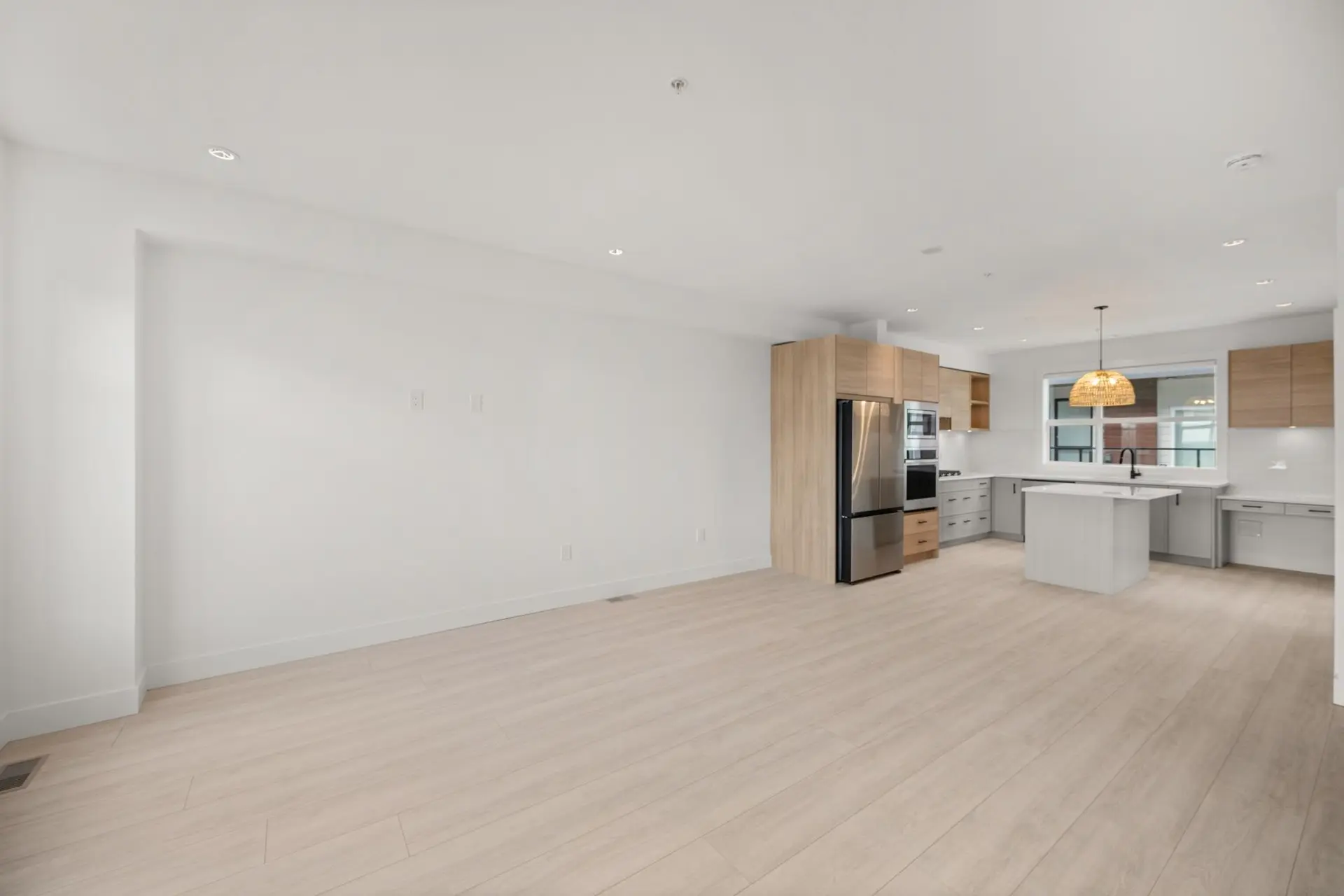 #50 20335 70a Avenue - Image 4
