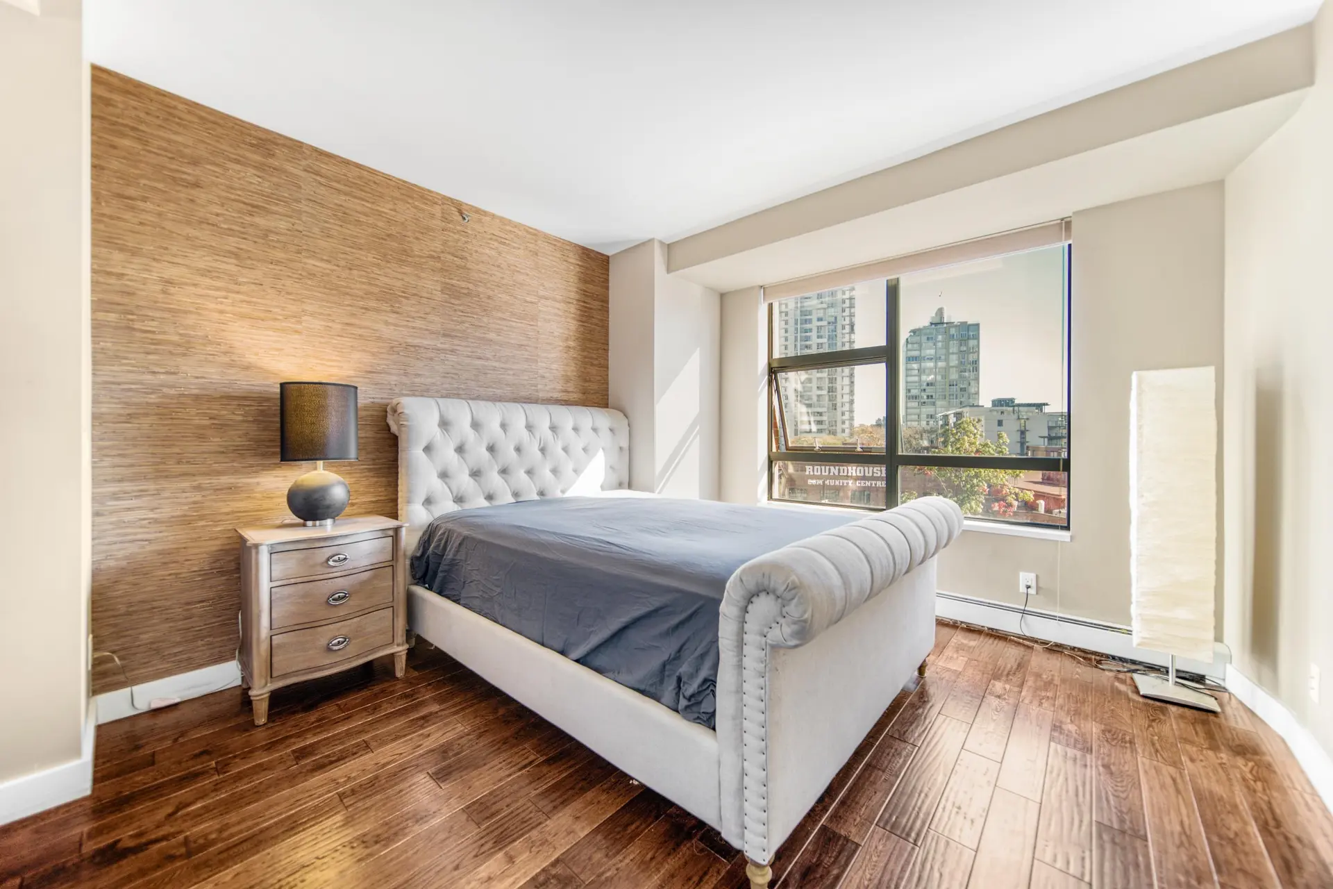 #405 212 Davie Street - Image 9