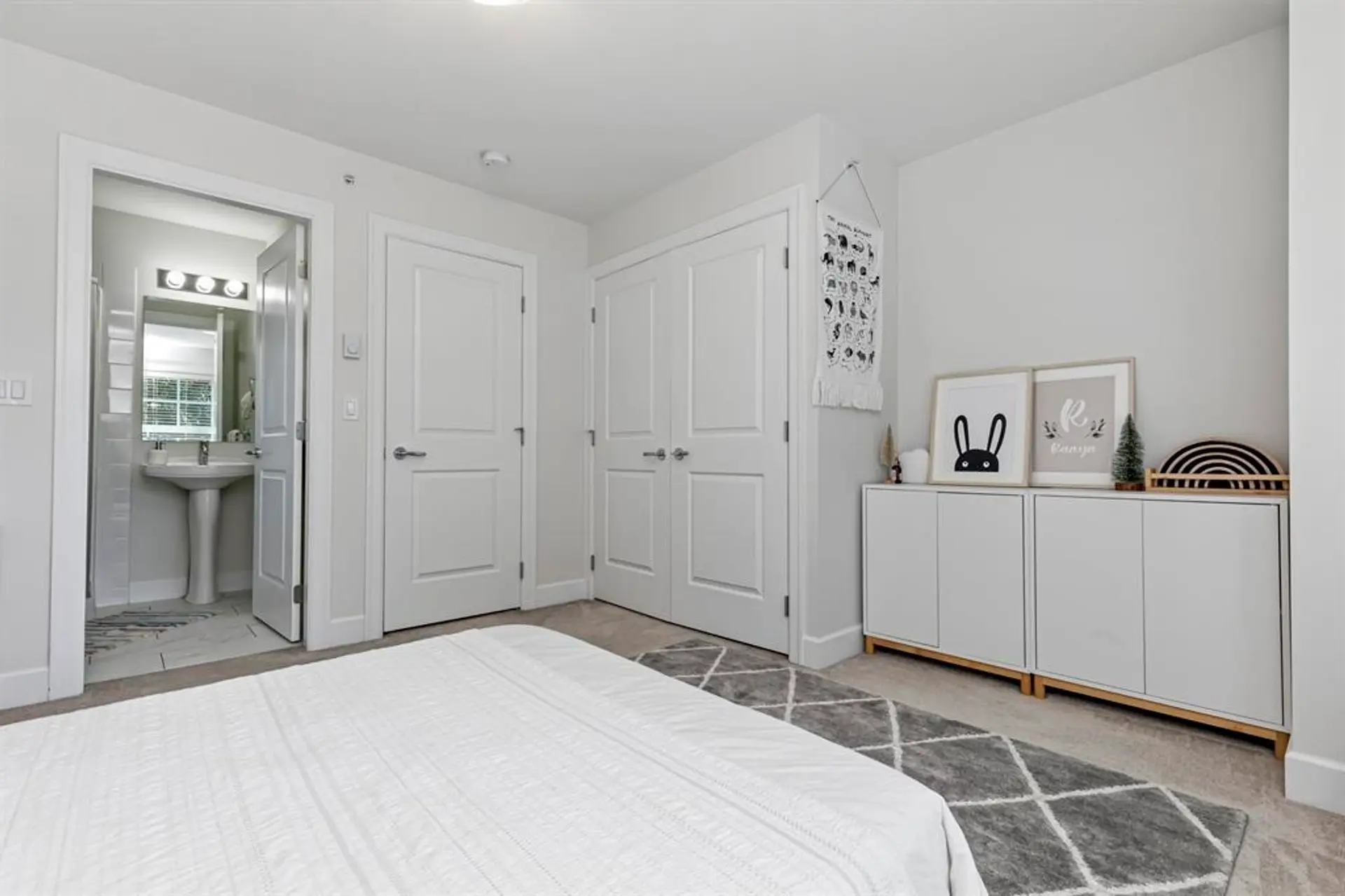 Property at #1 33460 LYNN AVENUE, Abbotsford, BC