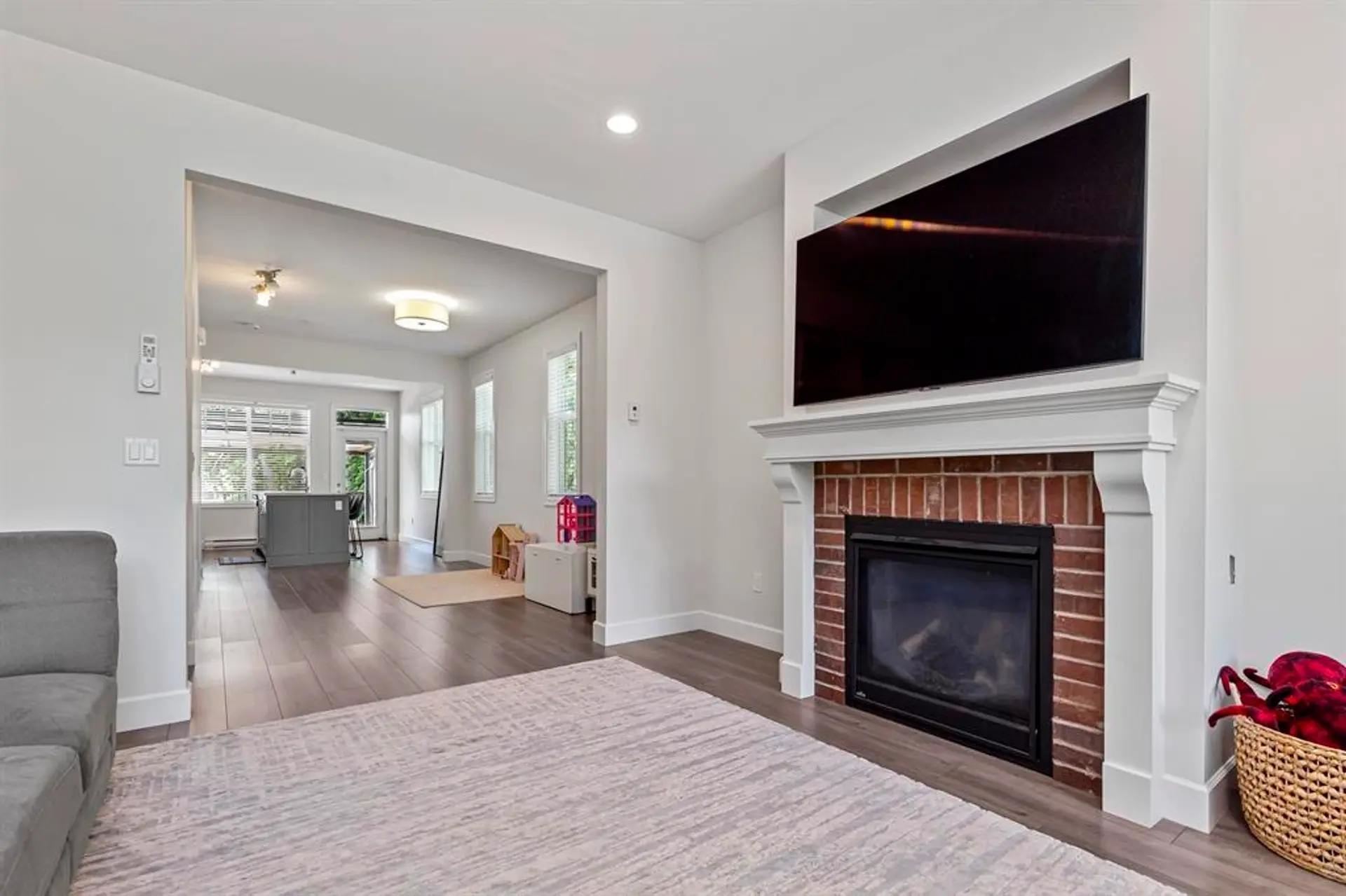 Property at #1 33460 LYNN AVENUE, Abbotsford, BC