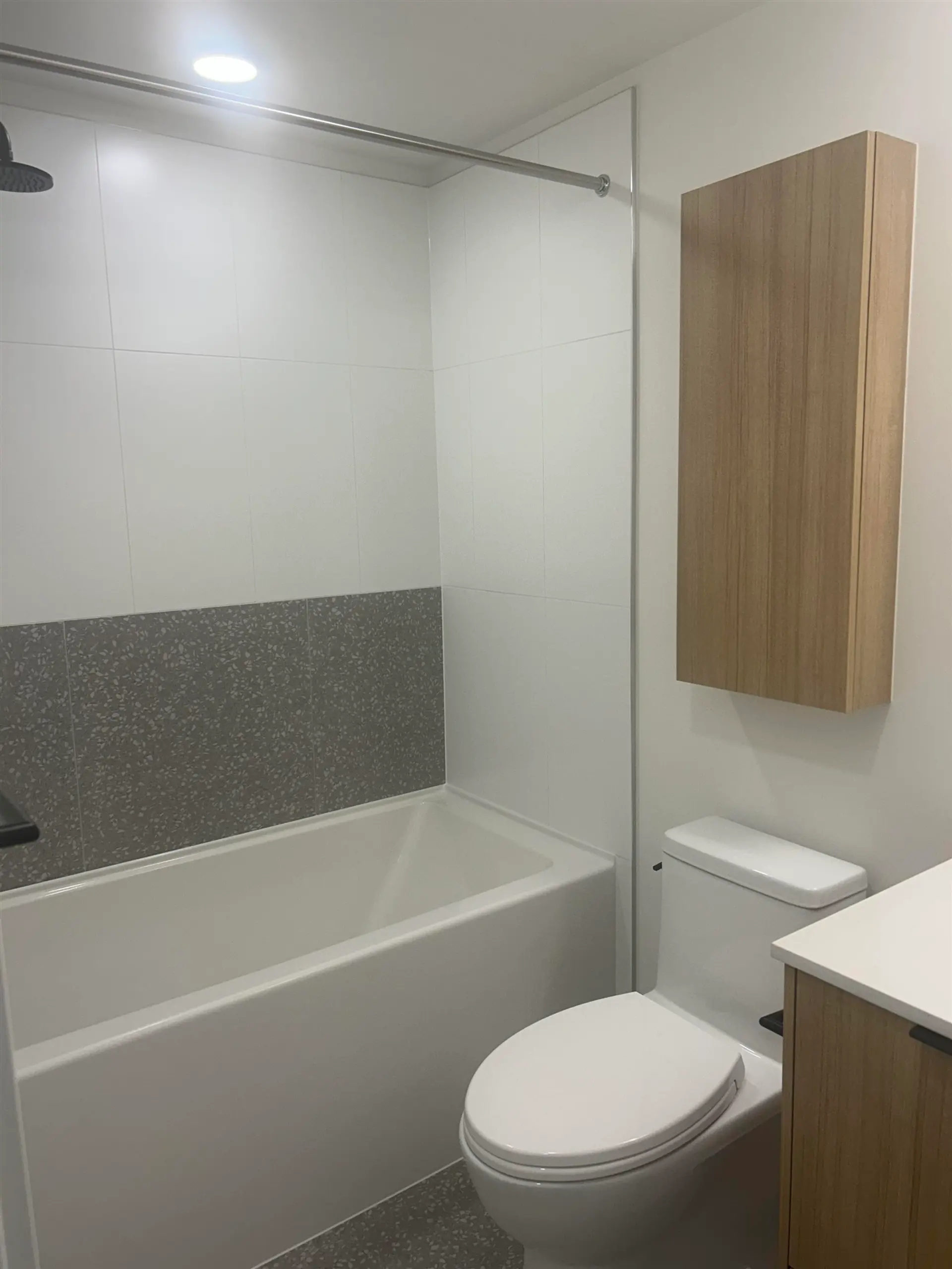 Property at #402 13439 94A AVENUE, Surrey, BC