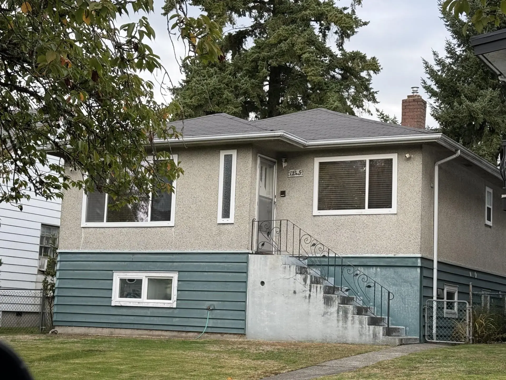 1245 E 51st Avenue - Image 1