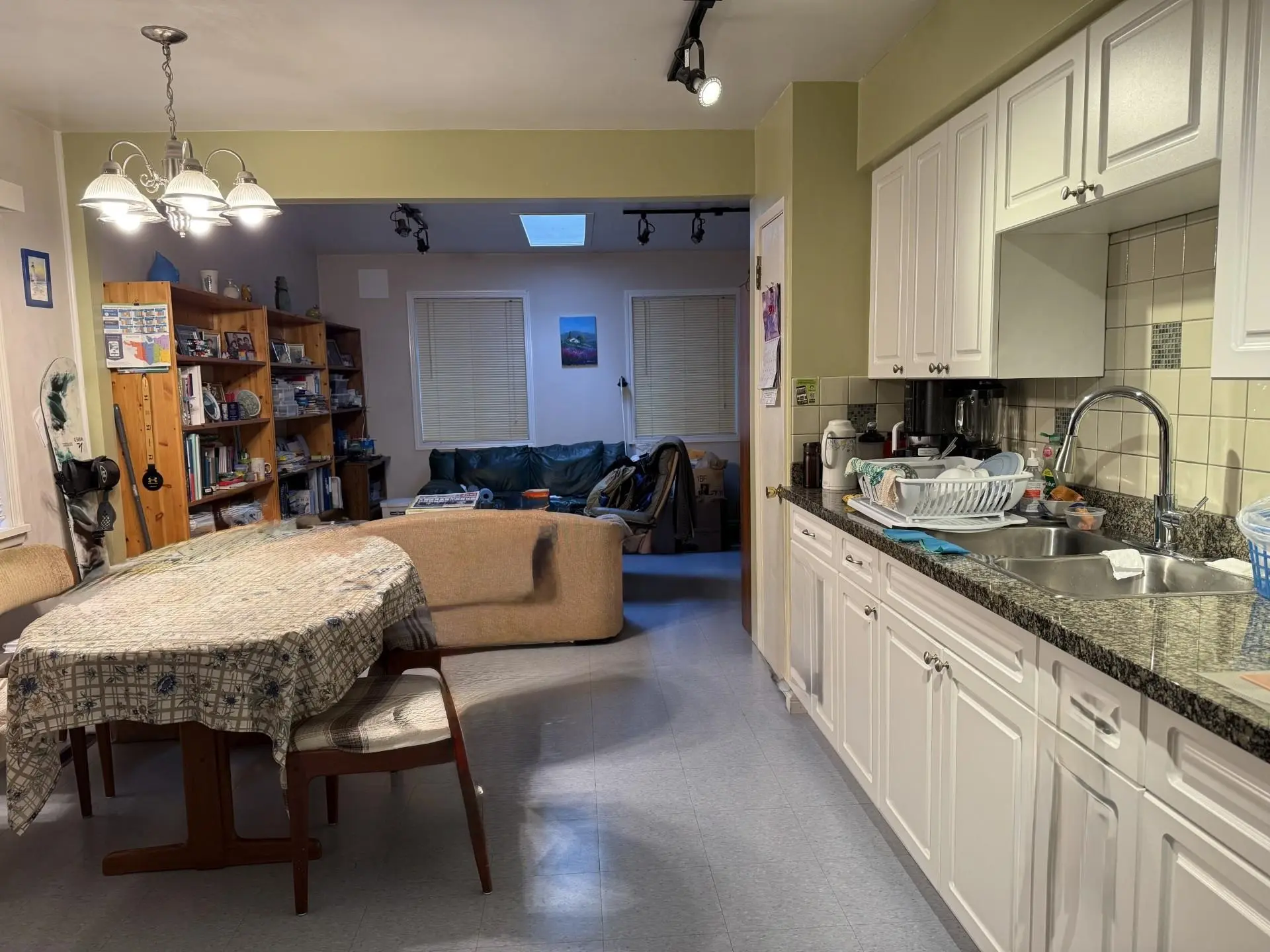 1245 E 51st Avenue - Image 4