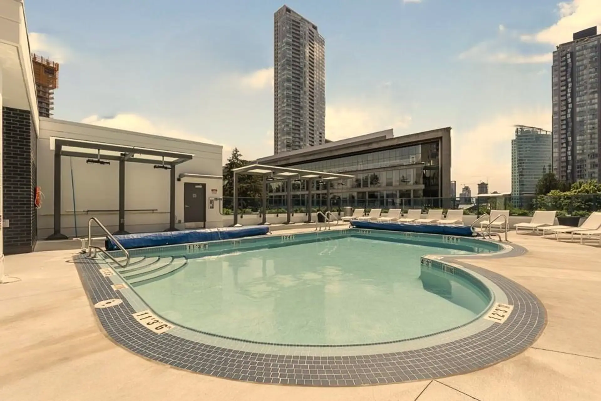 Property at #2501 10448 UNIVERSITY DRIVE, Surrey, BC