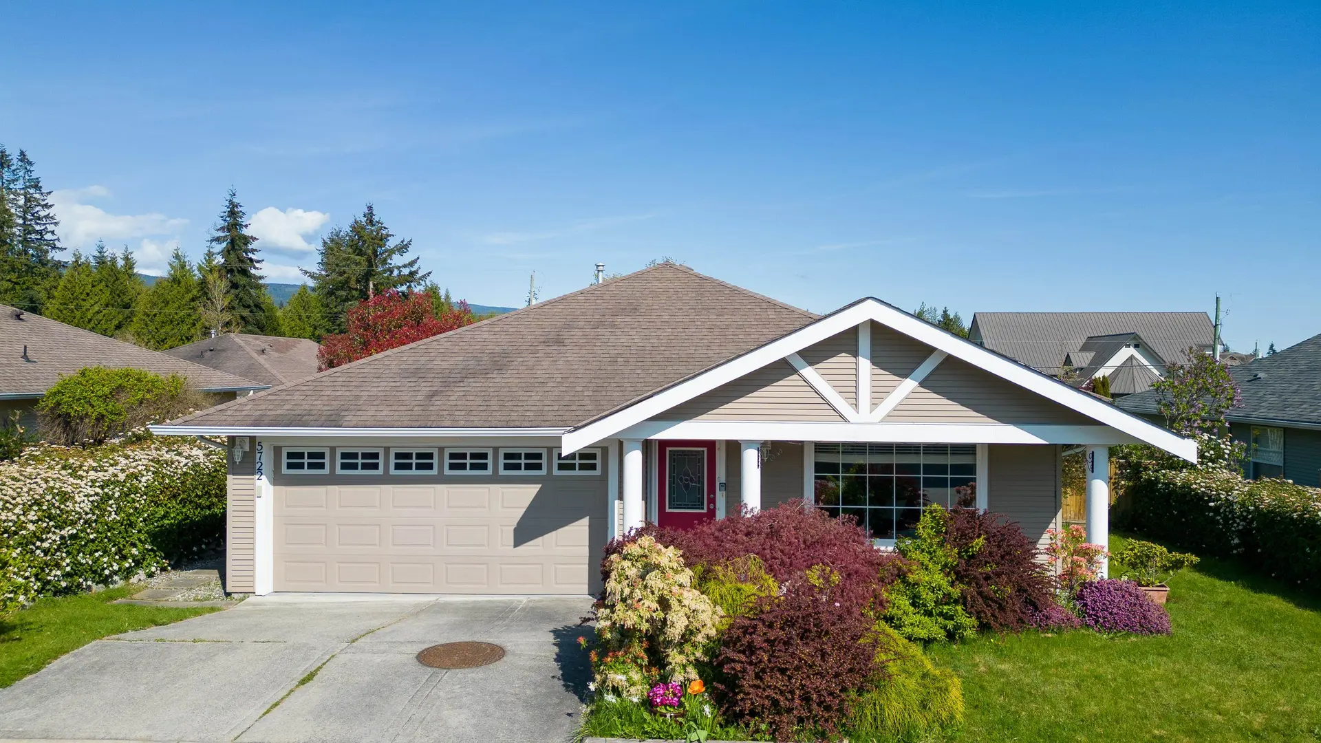 Property at 5722 Emily Way, Sechelt, BC