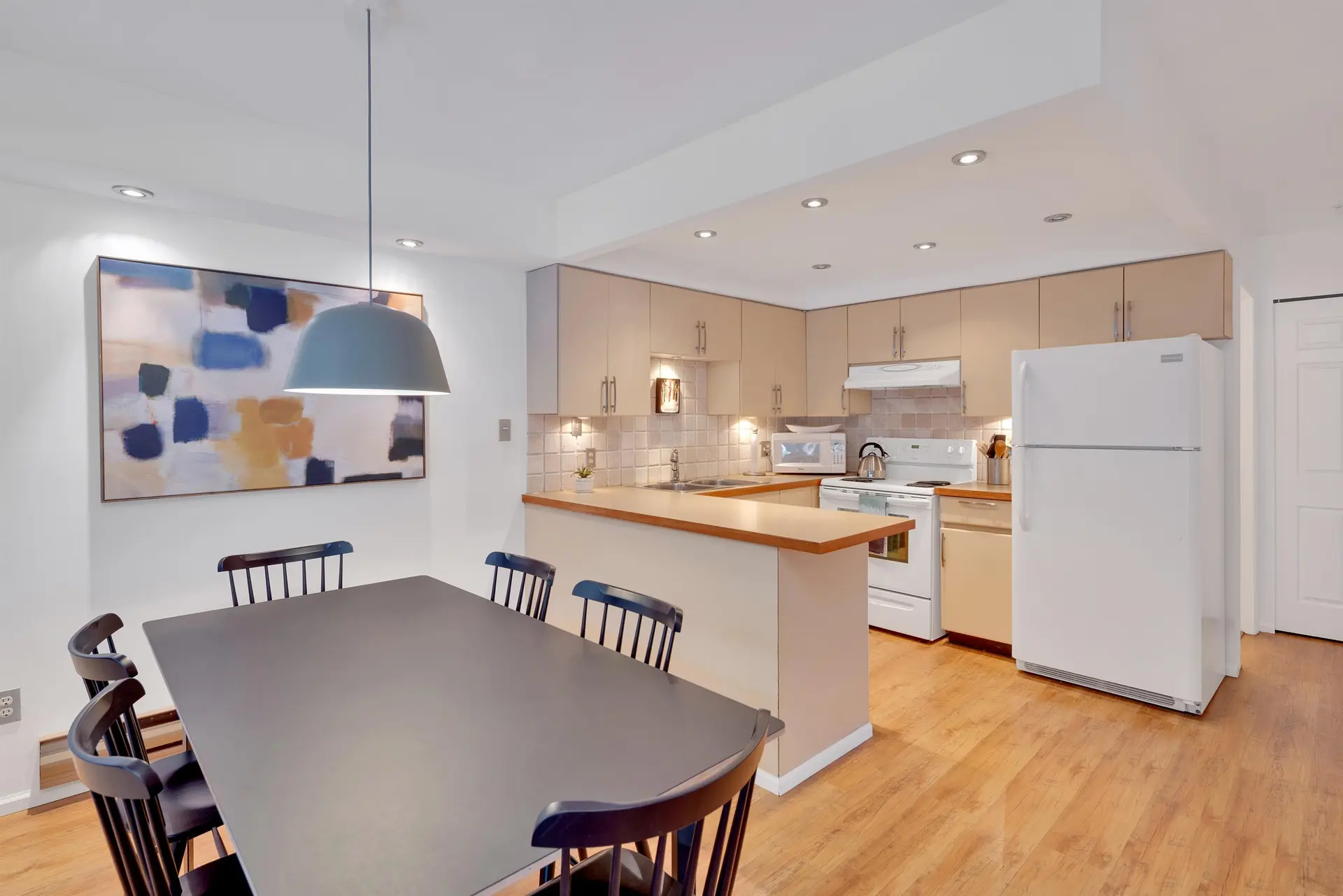 #9 4701 Glacier Drive - Image 3