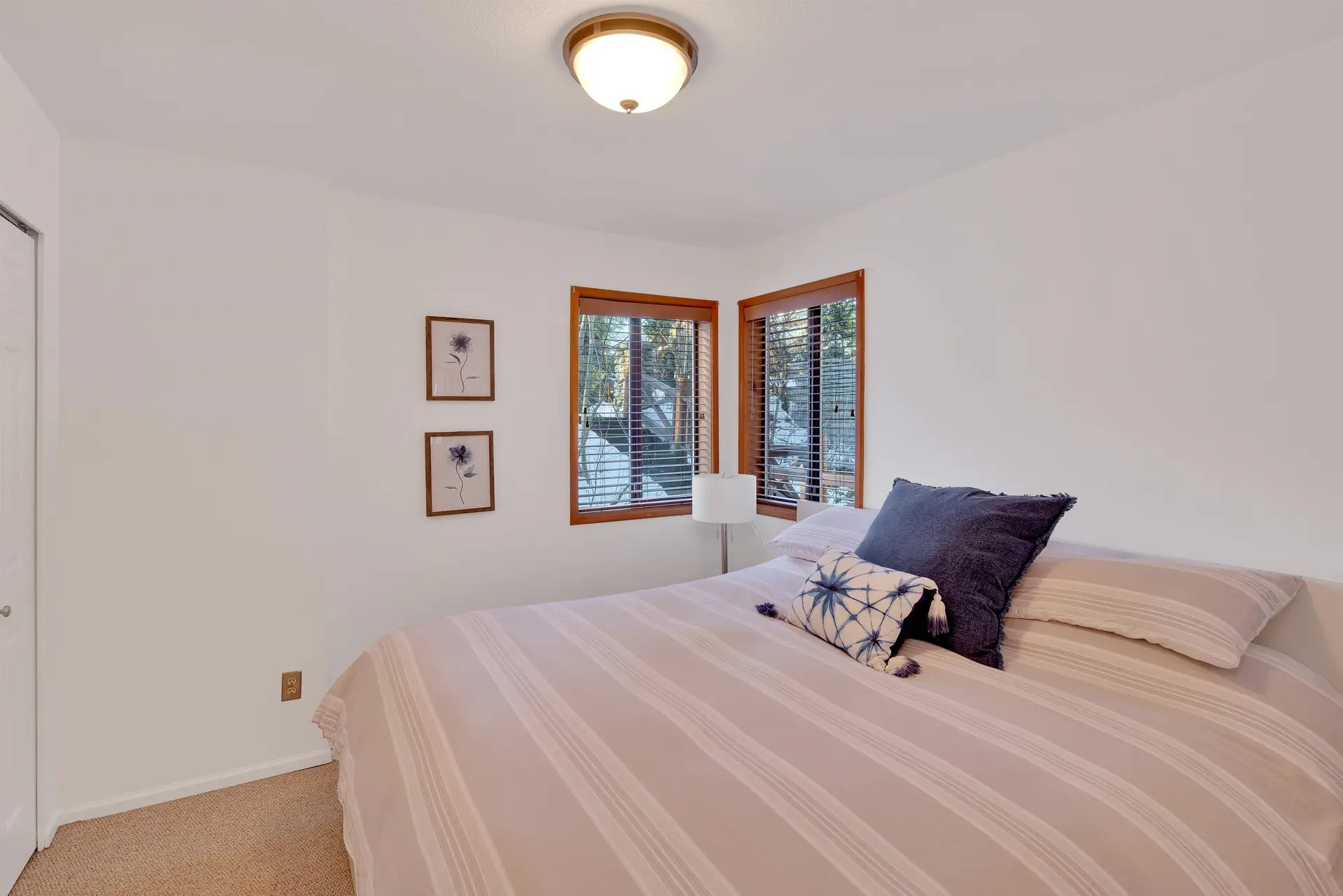 #9 4701 Glacier Drive - Image 8
