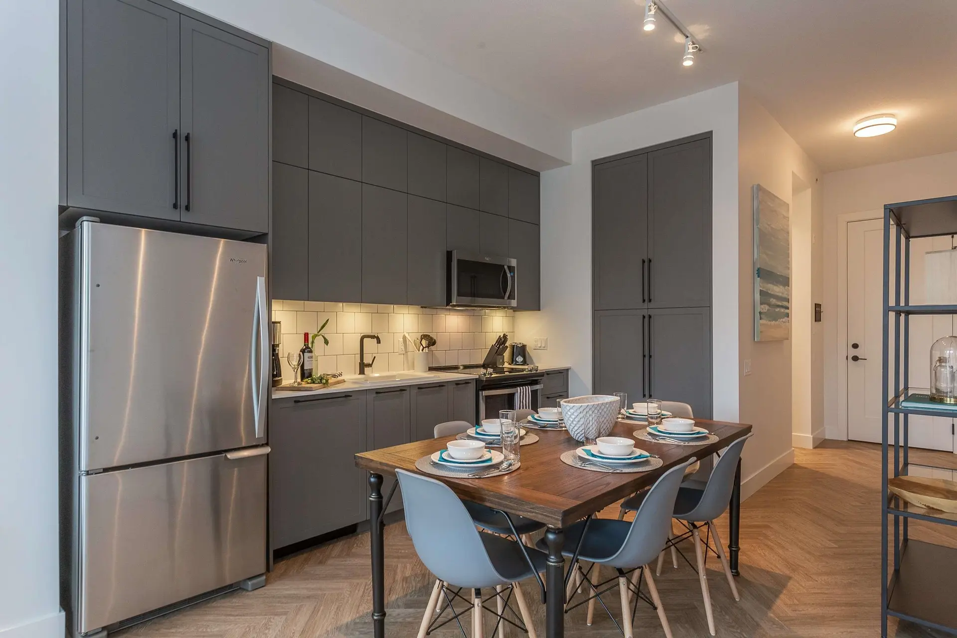 Property at #408 14968 101A AVENUE, Surrey, BC