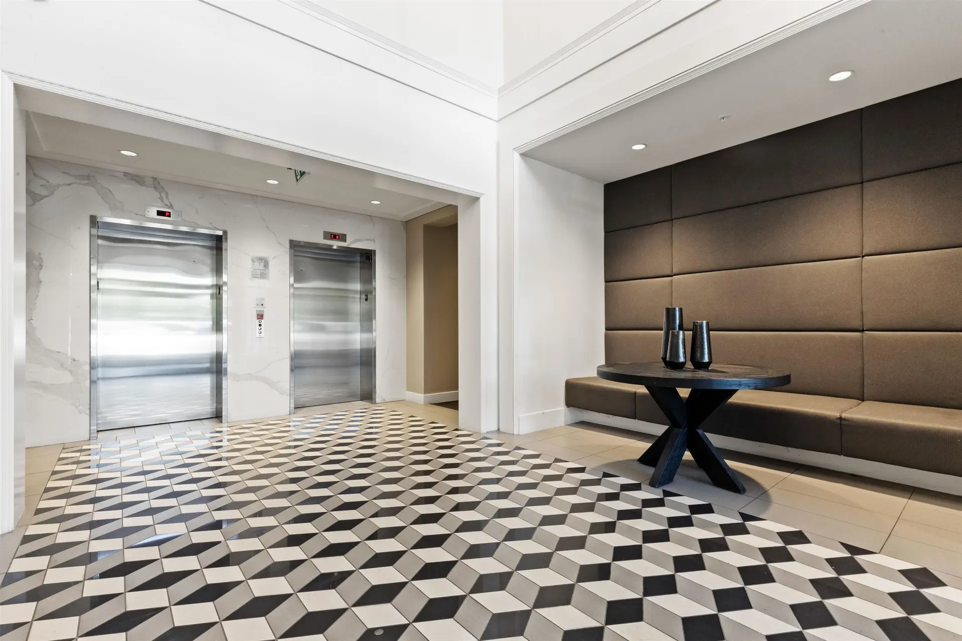 Property at #408 14968 101A AVENUE, Surrey, BC