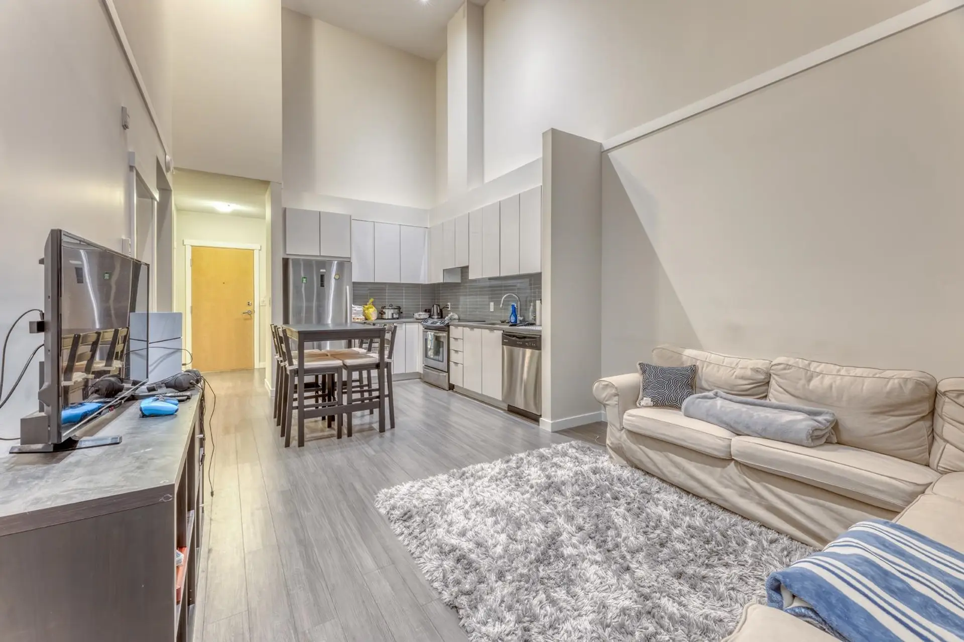 Property at #518 9877 UNIVERSITY CRESCENT, Burnaby, BC