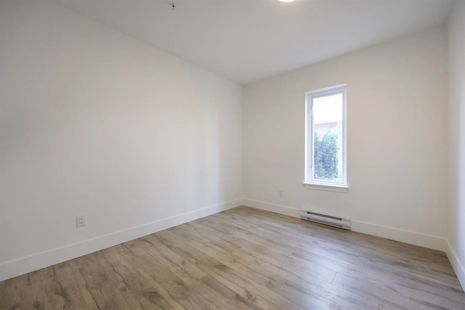 Property at #11 6328 KING GEORGE BOULEVARD, Surrey, BC