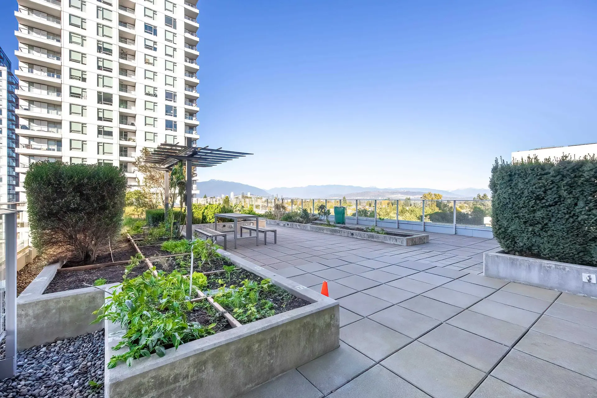 #657 5515 Boundary Road - Image 7