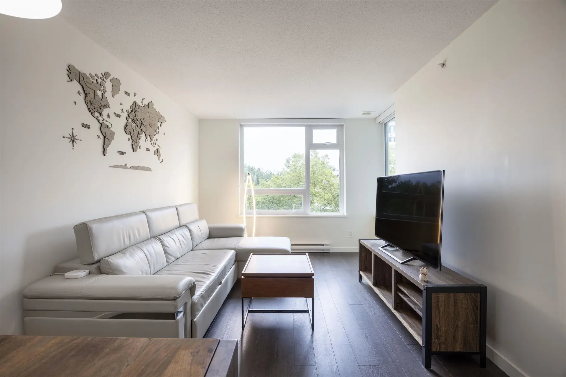 #657 5515 Boundary Road - Image 1