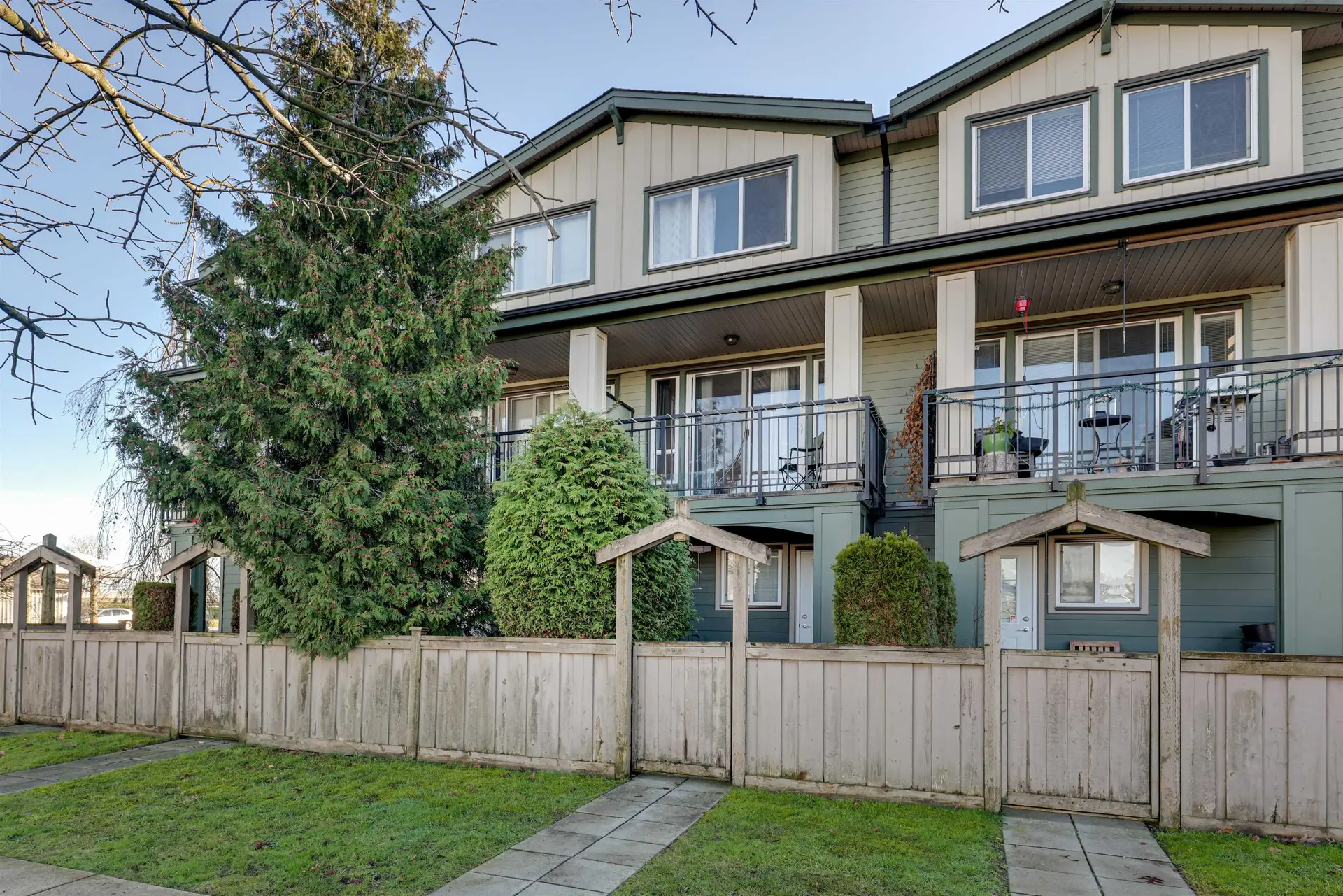 Property at #50 160 PEMBINA STREET, New Westminster, BC