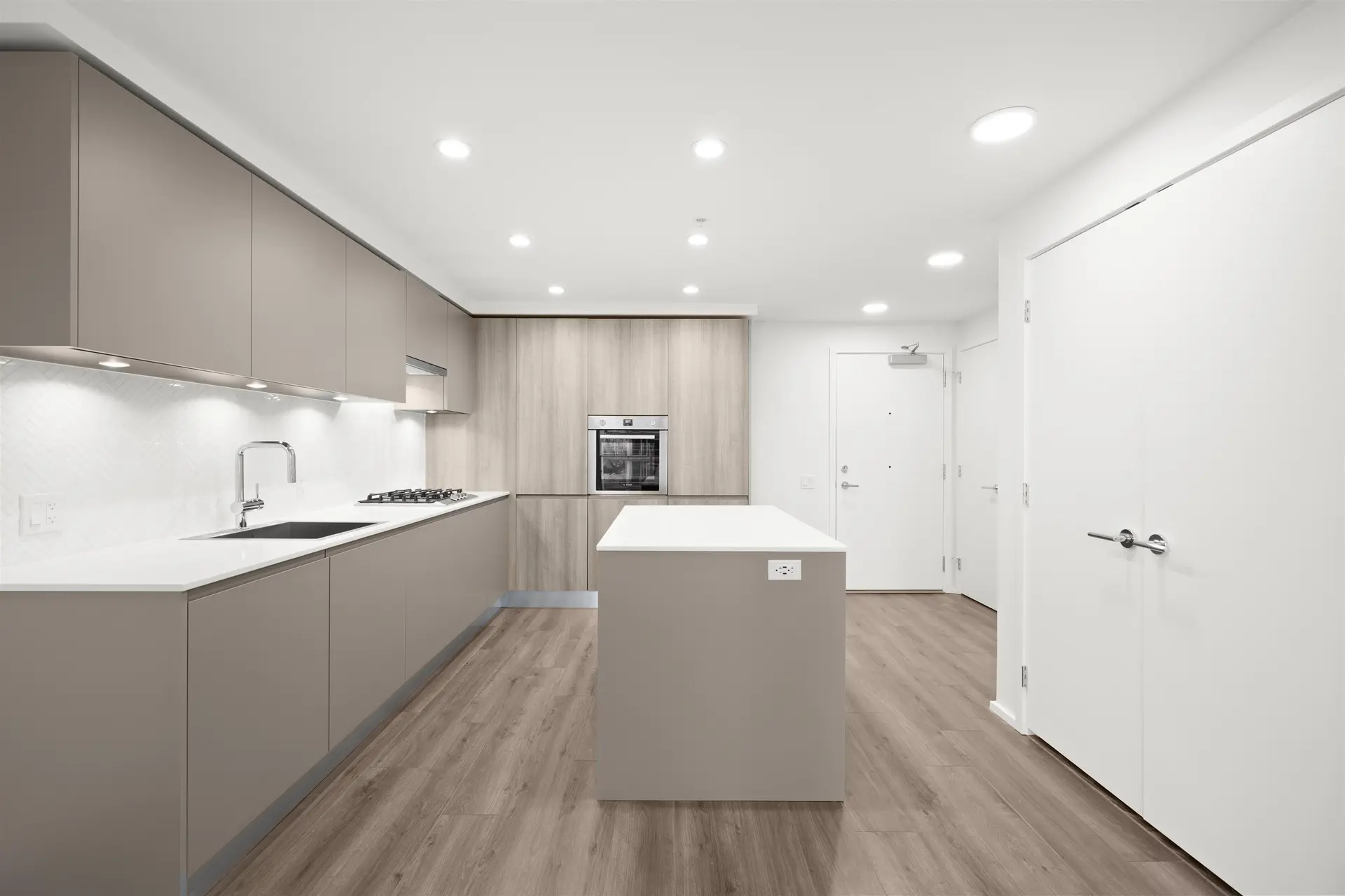 Property at #608 3809 EVERGREEN PLACE, Burnaby, BC