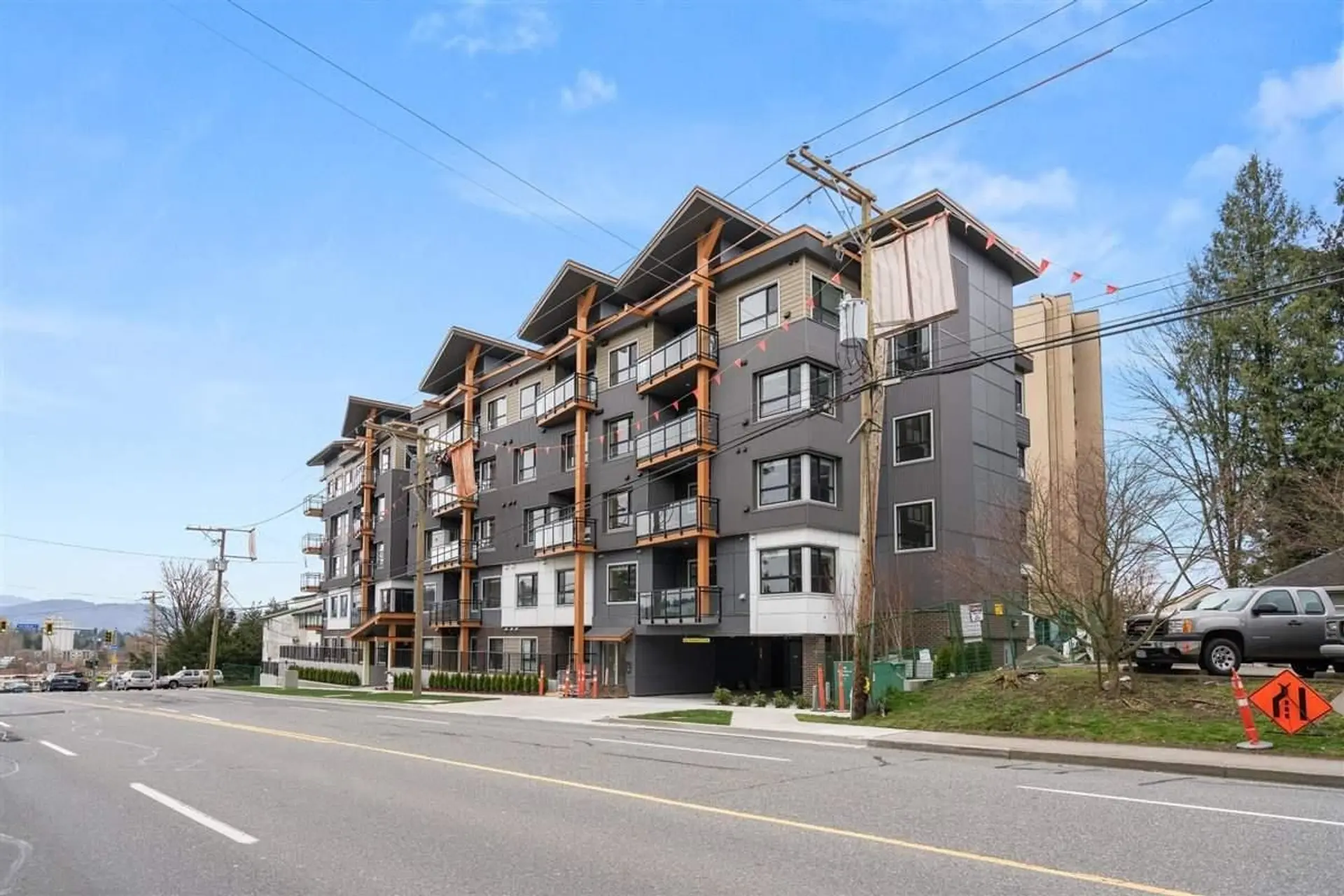 Property at #101 33568 GEORGE FERGUSON WAY, Abbotsford, BC