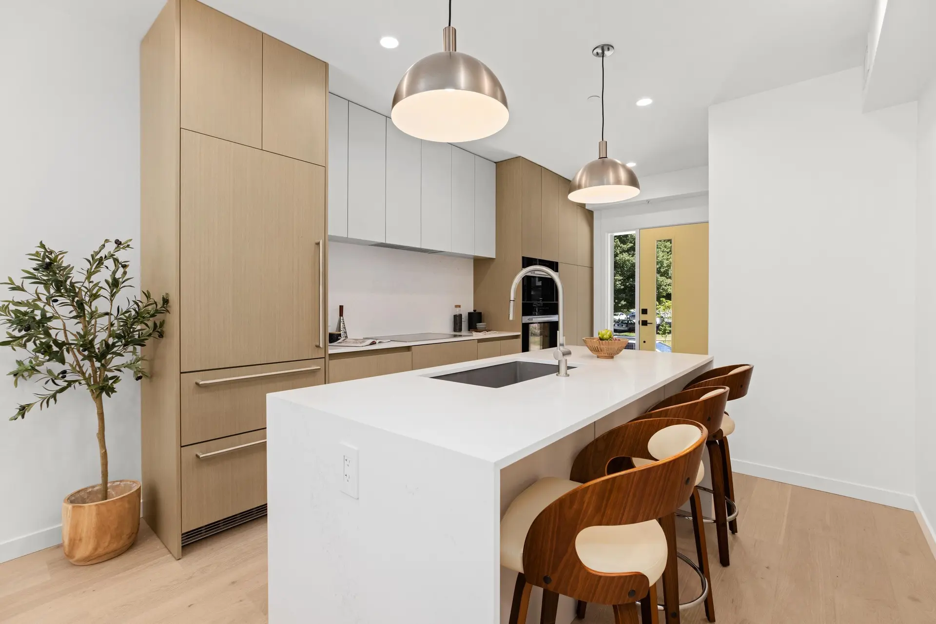 4815 Laurel Street - Image 2