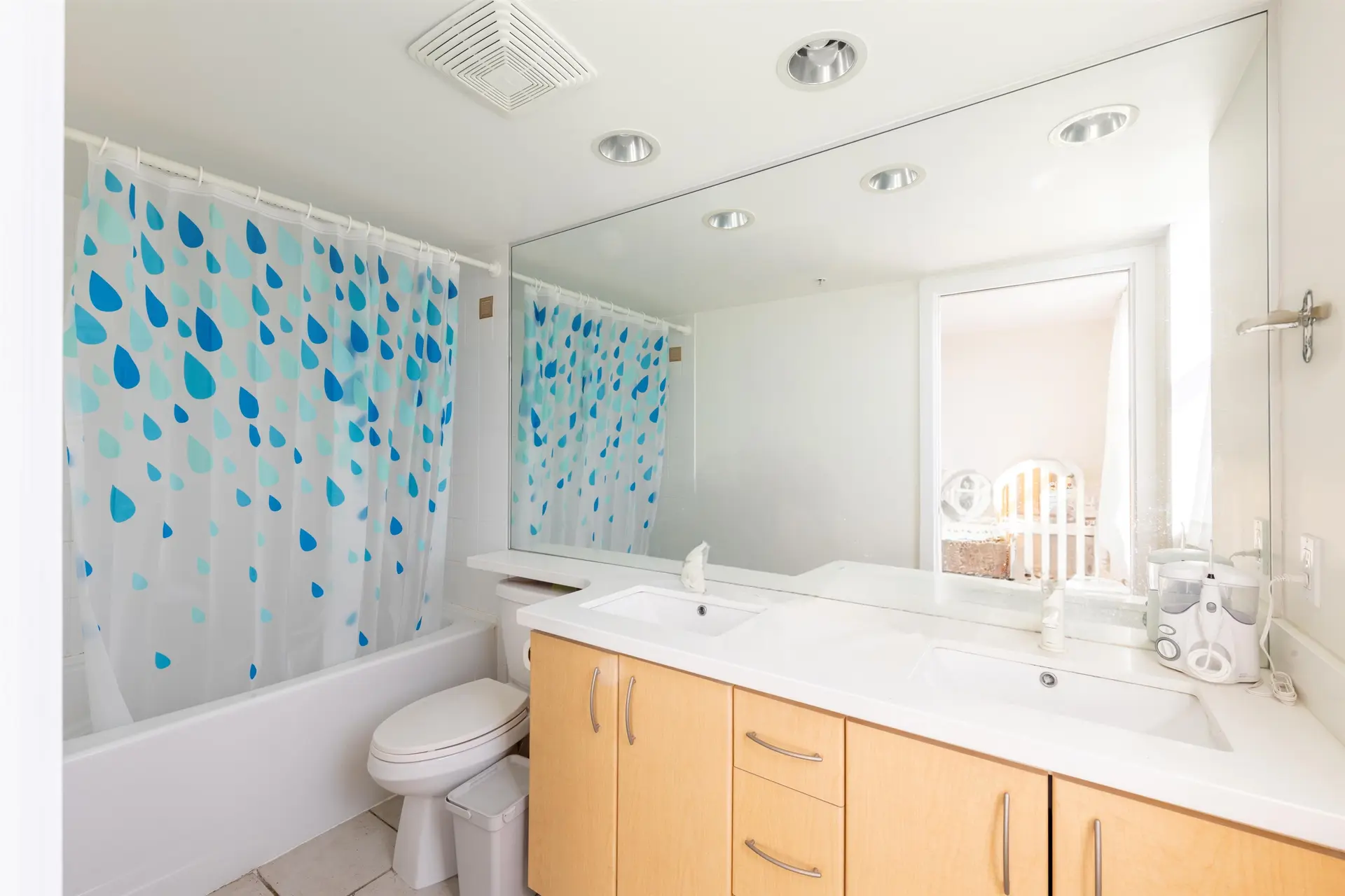 Property at #702 8460 GRANVILLE AVENUE, Richmond, BC