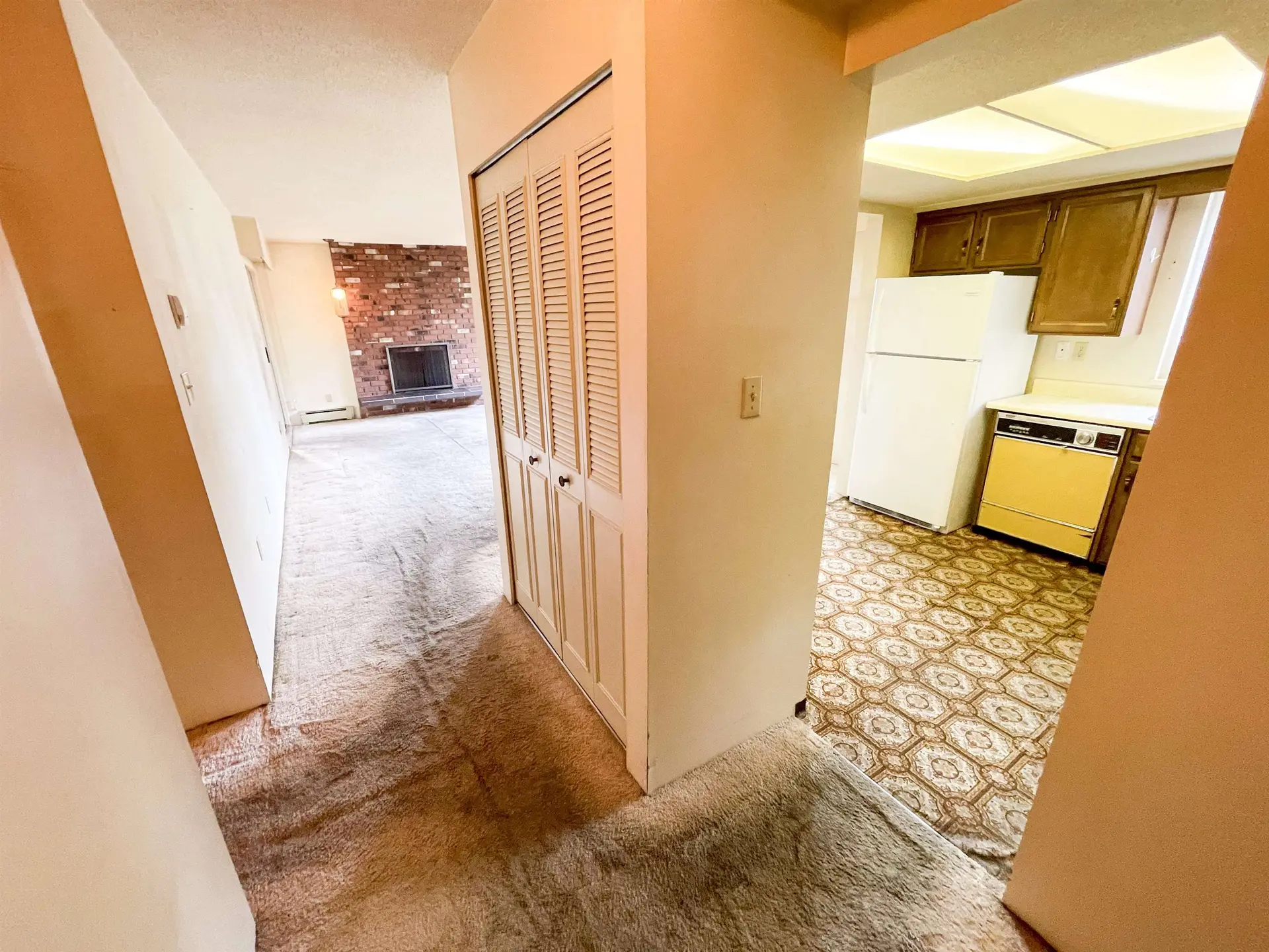 #203 1368 Foster Street - Image 2