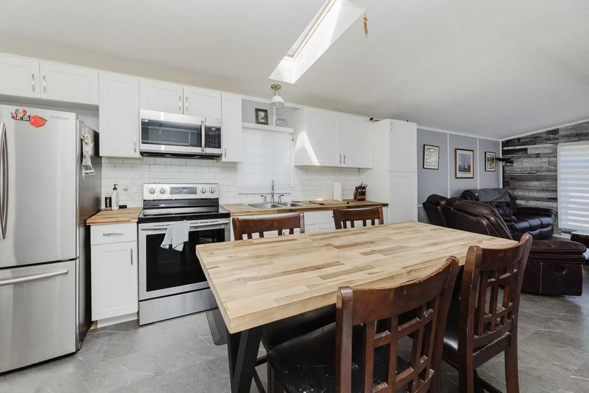 Property at #69 1413 SUNSHINE COAST HIGHWAY, Gibsons, BC