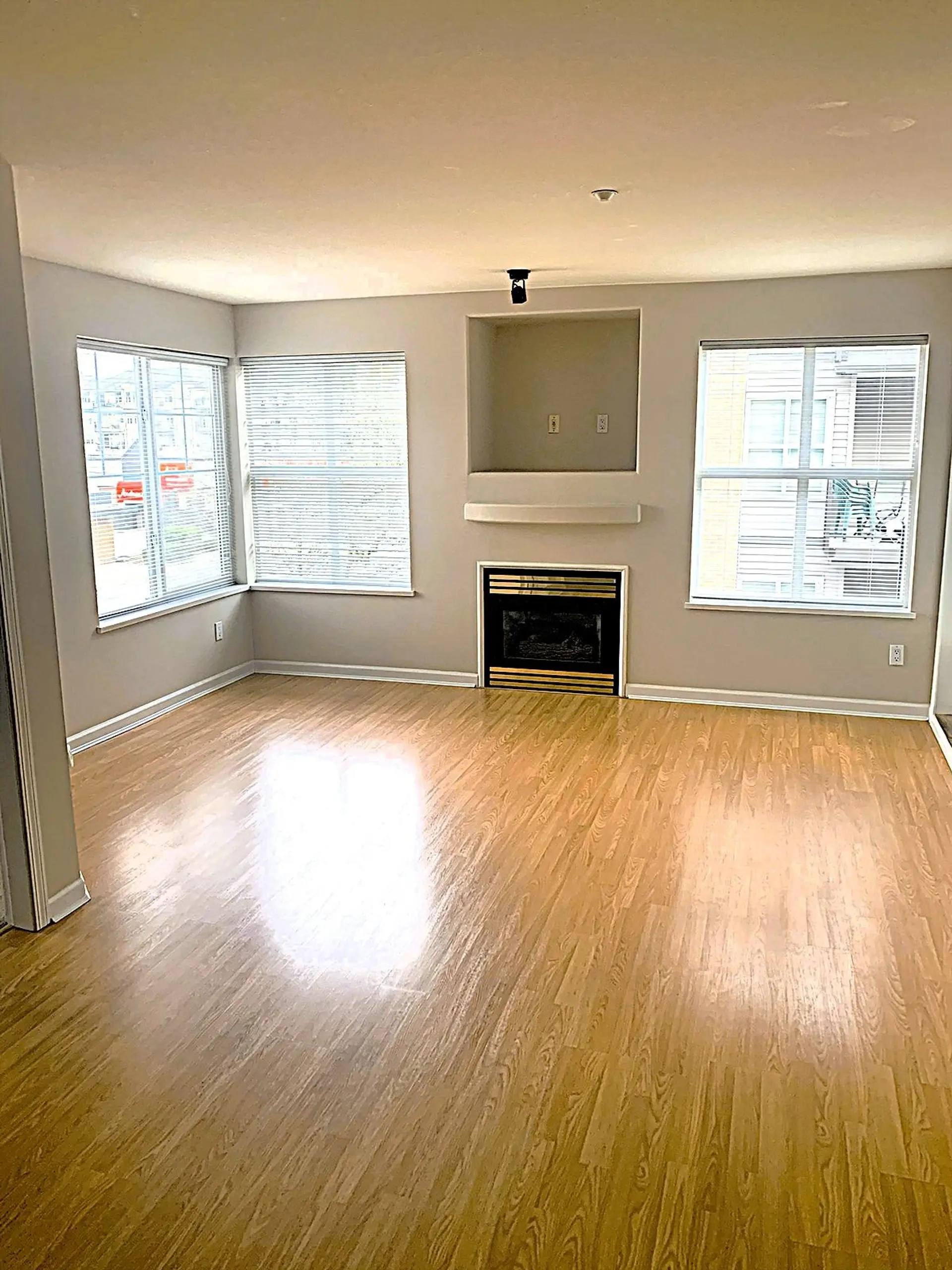 Property at #301 20200 56 AVENUE, Langley, BC