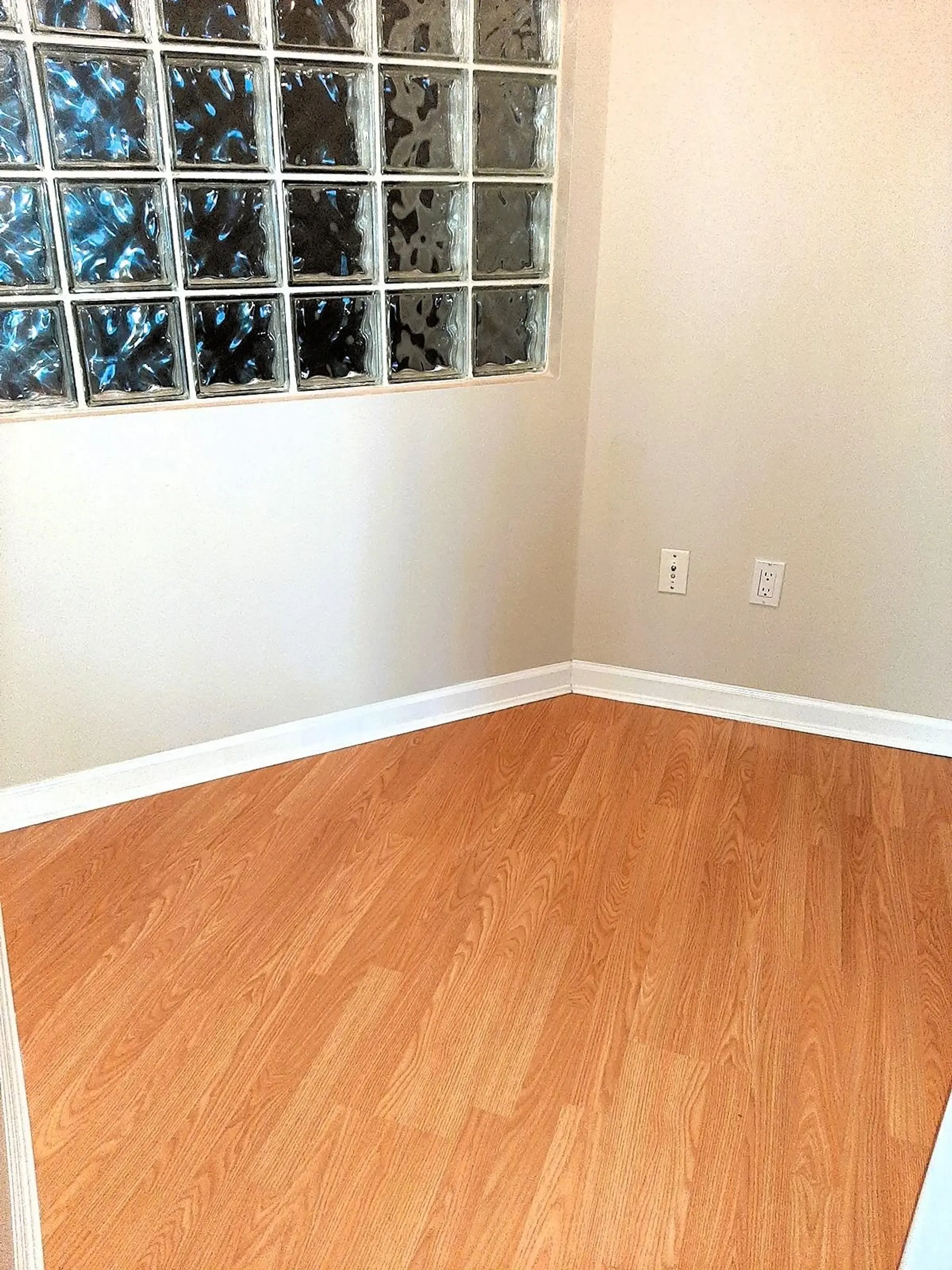 Property at #301 20200 56 AVENUE, Langley, BC