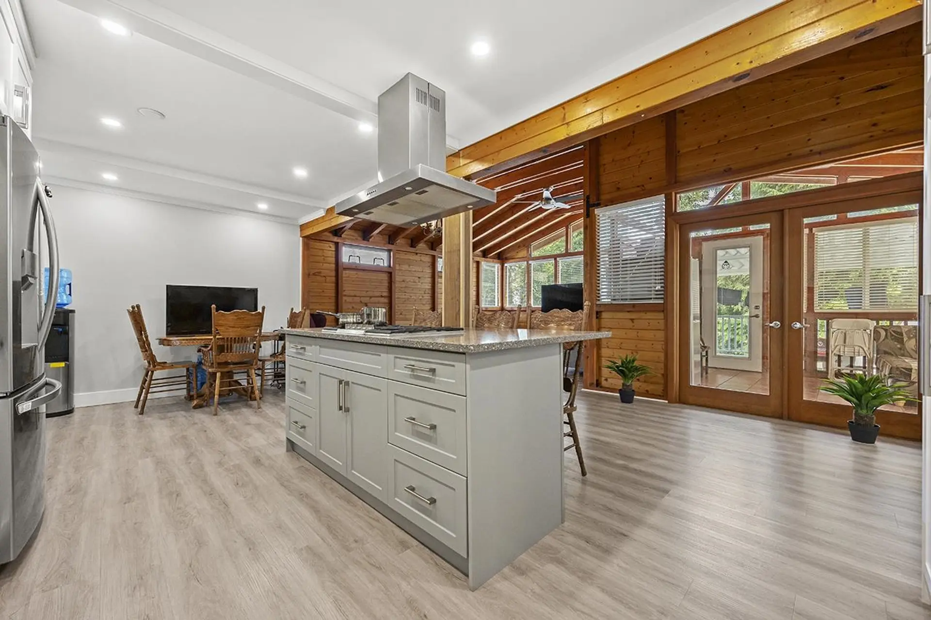 Property at 7983 SUNCREST DRIVE, Burnaby, BC