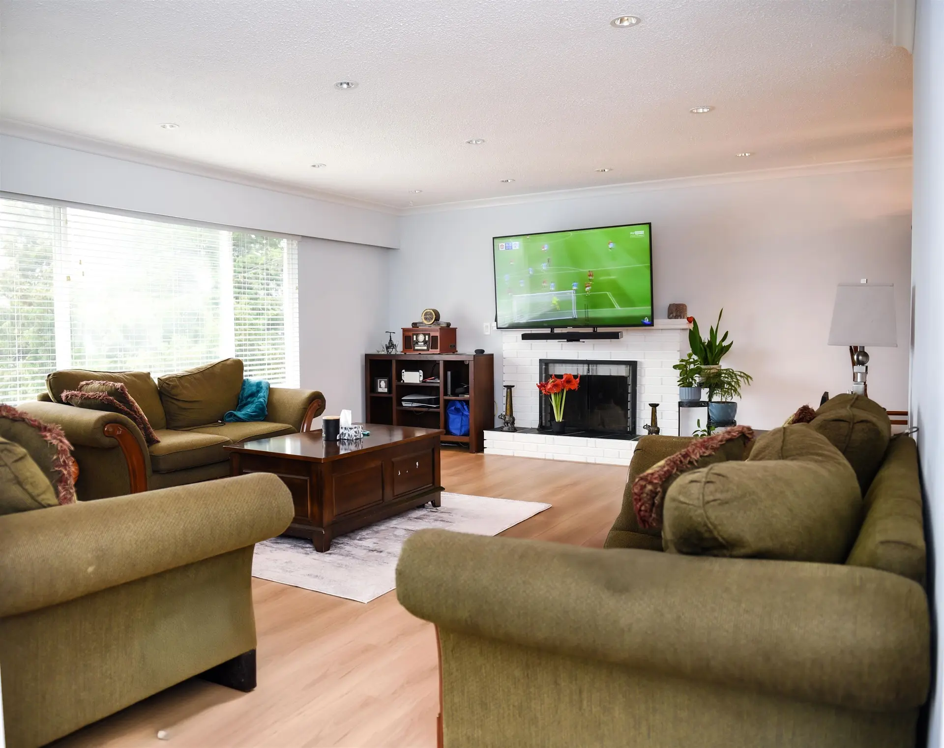 Property at 5471 44 AVENUE, Ladner, BC