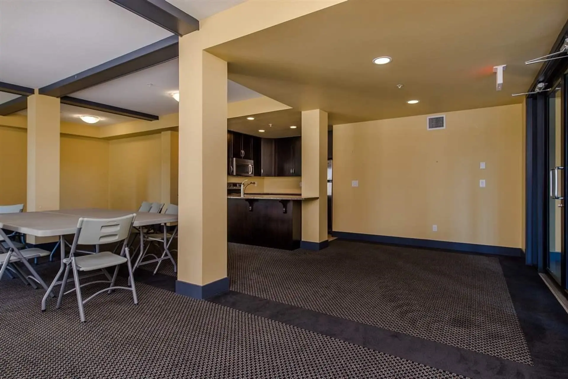 Property at #316 3192 GLADWIN ROAD, Abbotsford, BC