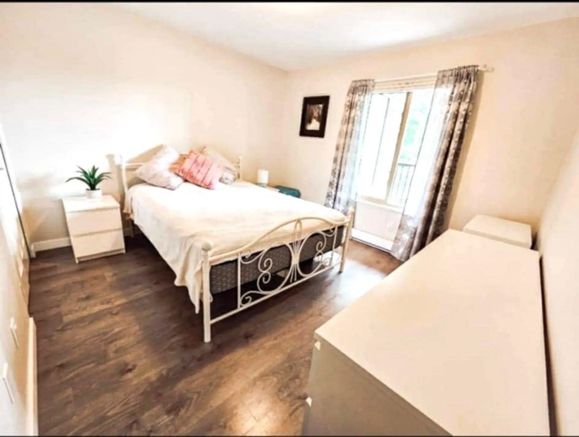 Property at #206 10438 148 STREET, Surrey, BC