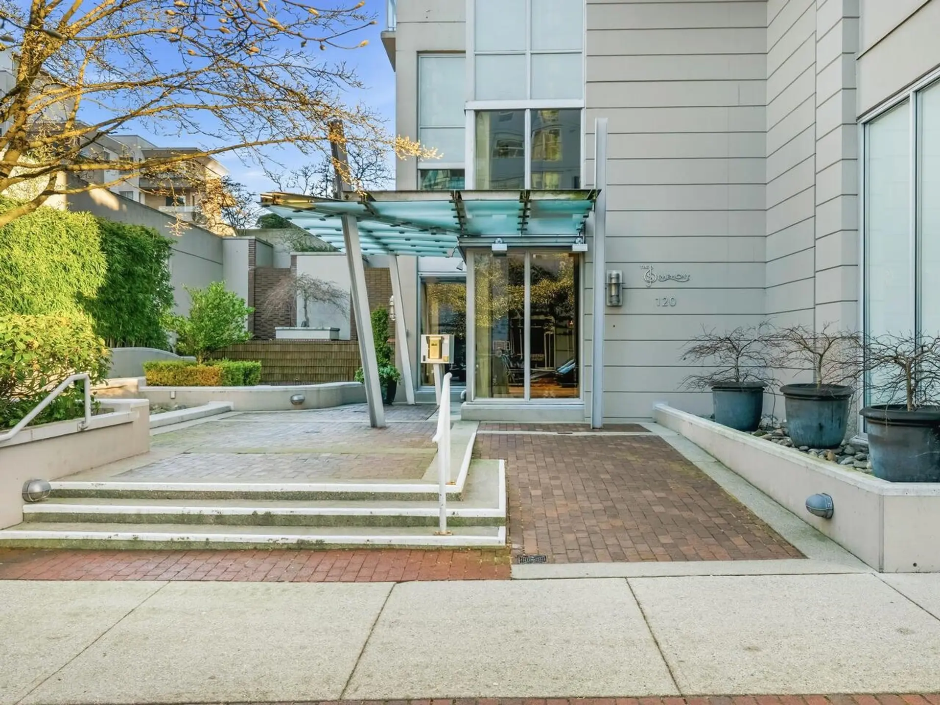 Property at #801 120 W 16TH STREET, North Vancouver, BC