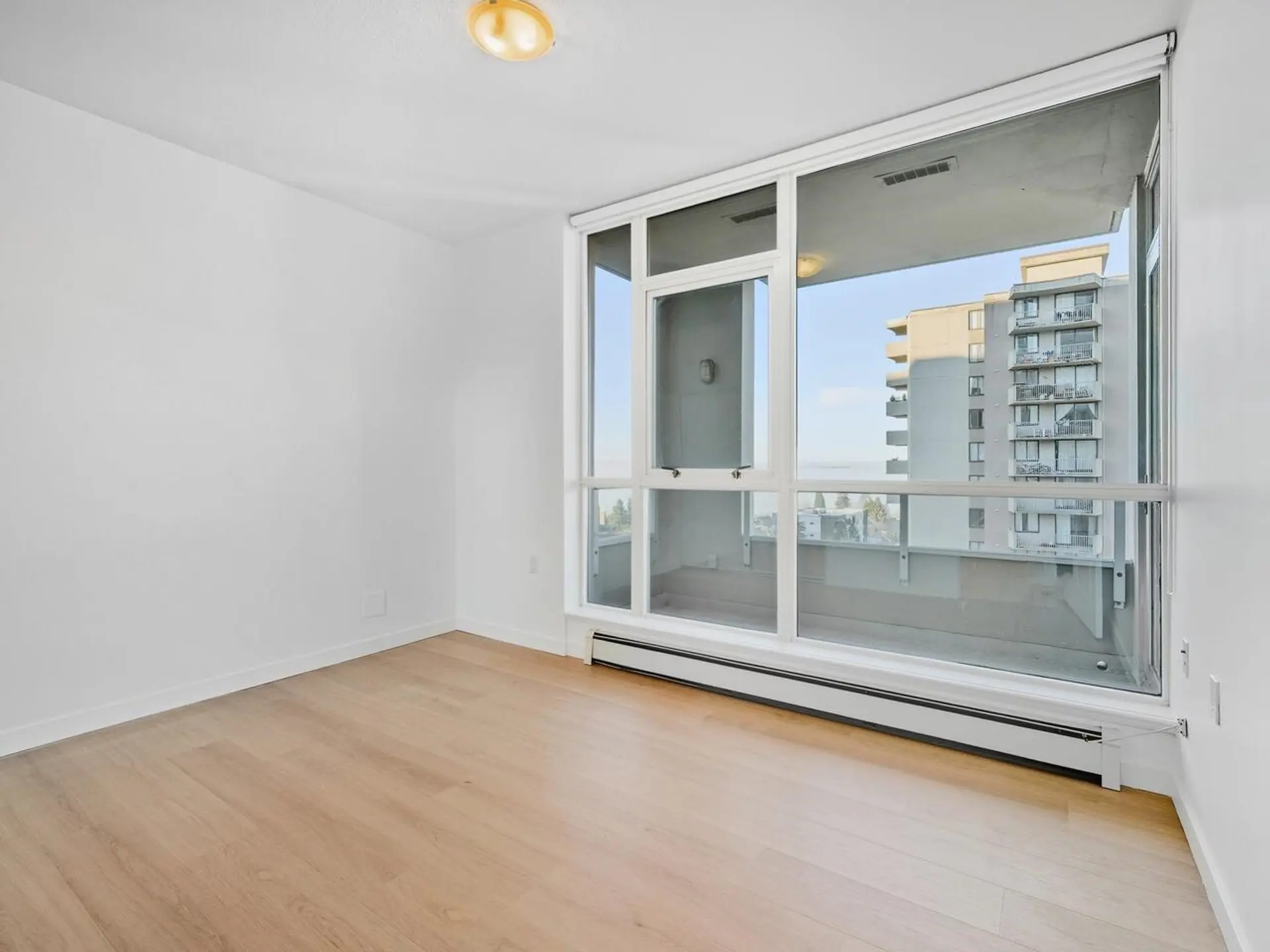 Property at #801 120 W 16TH STREET, North Vancouver, BC