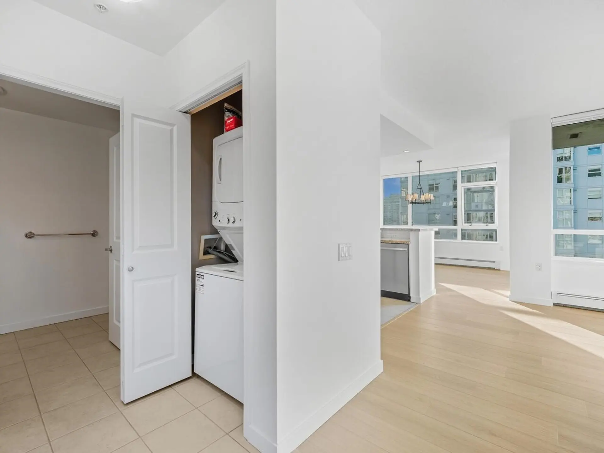 Property at #801 120 W 16TH STREET, North Vancouver, BC