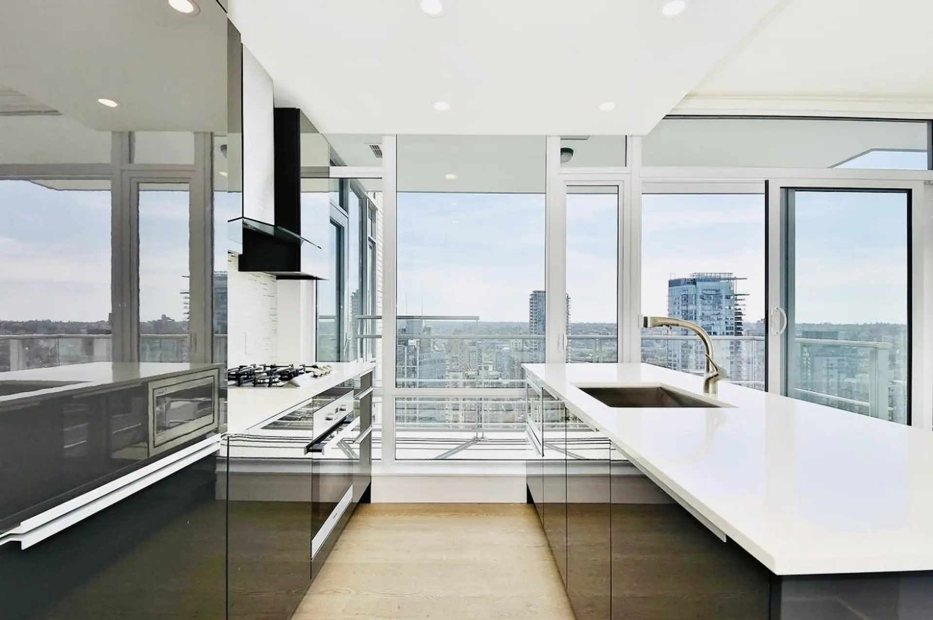 Property at #3506 1283 HOWE STREET, Vancouver, BC