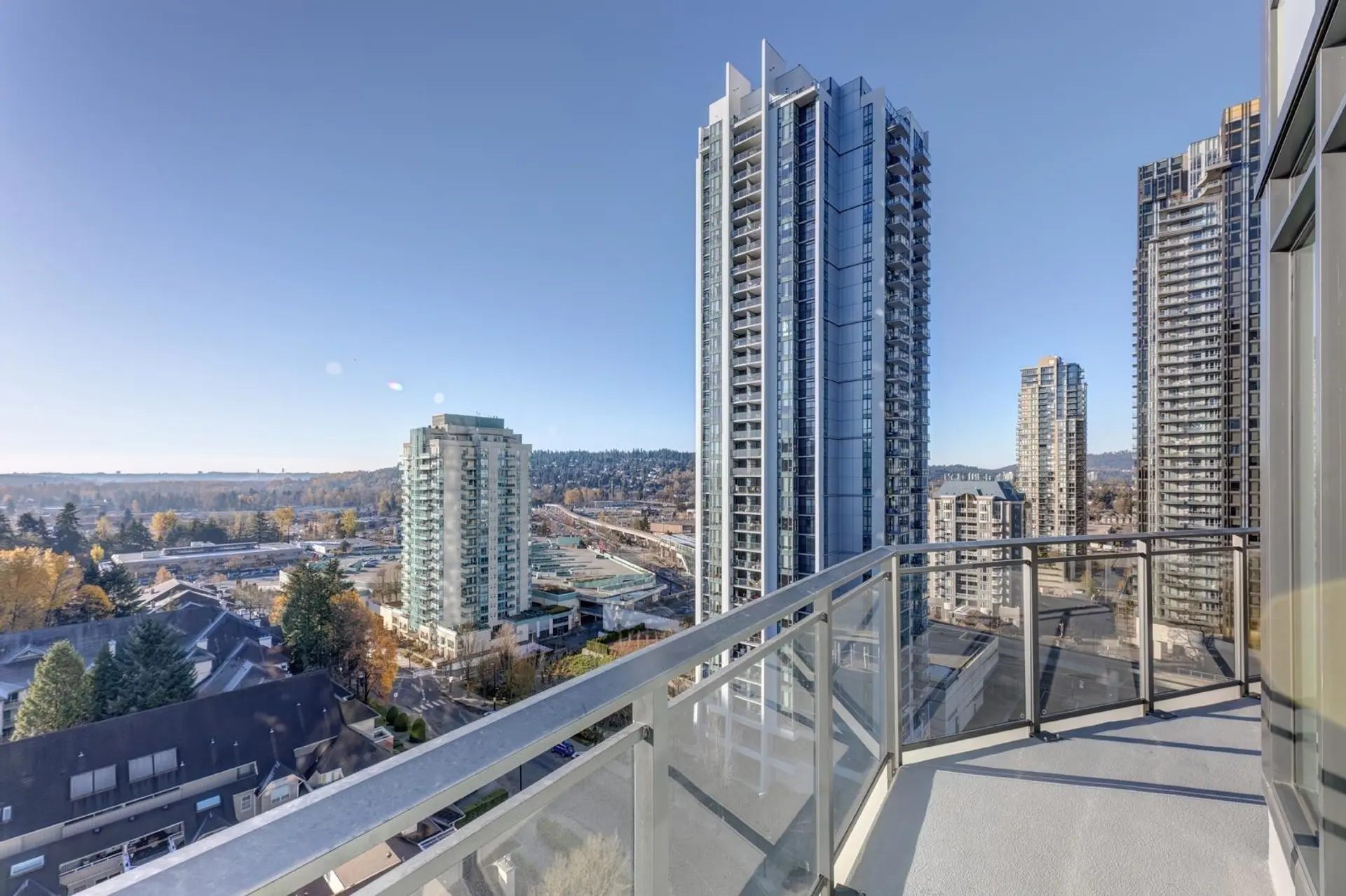 #1506 1182 Westwood Street - Image 15