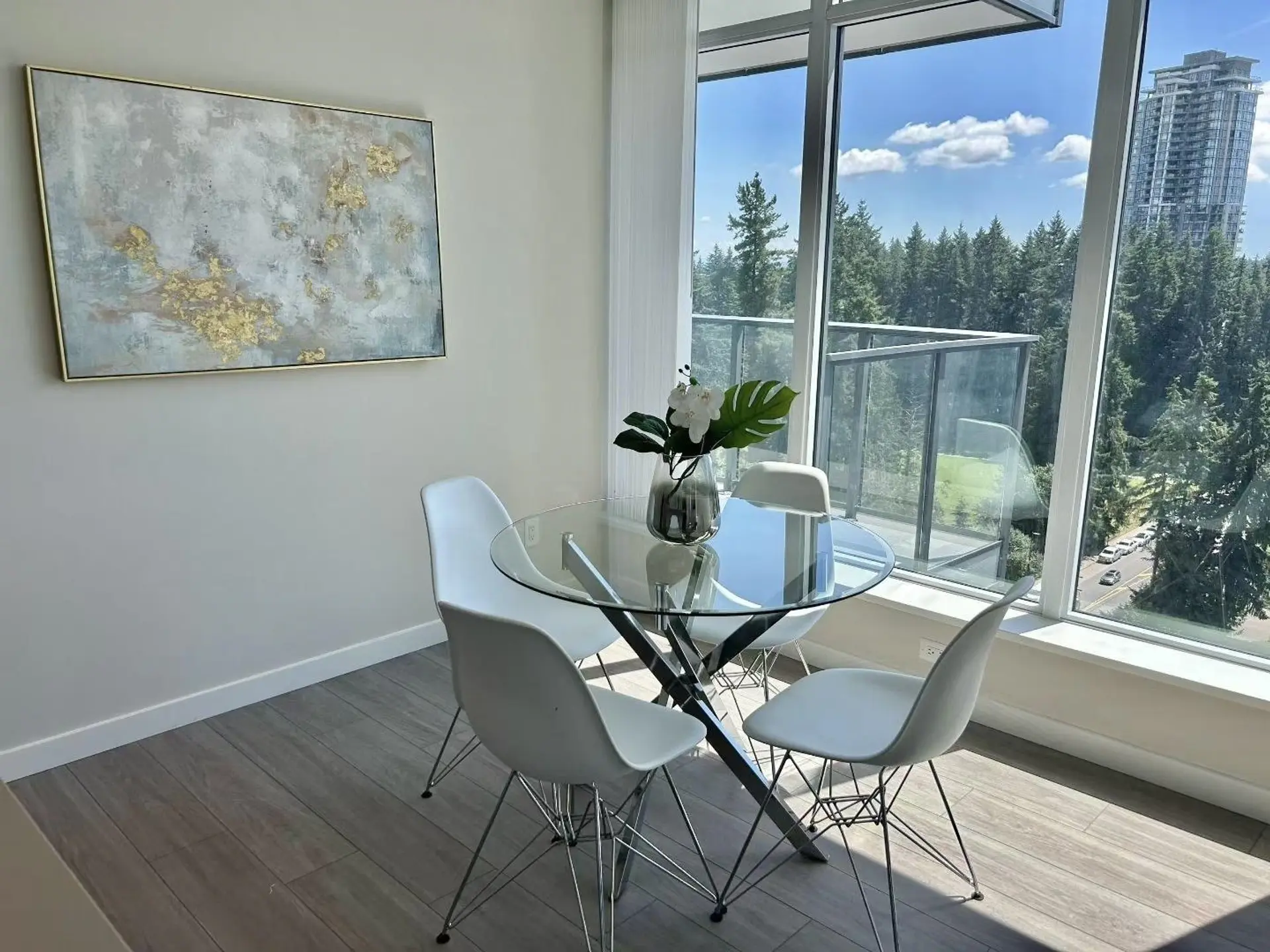 #1506 1182 Westwood Street - Image 3