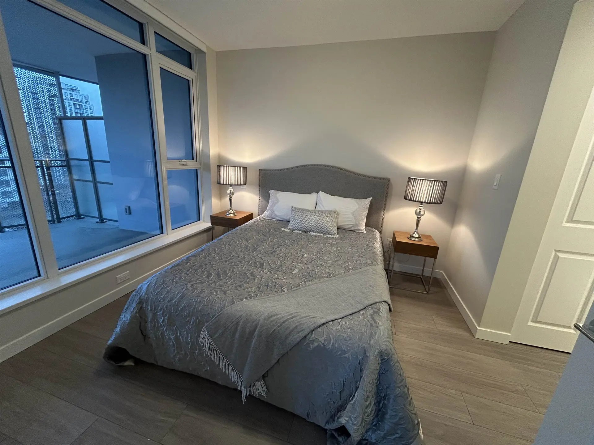 #1506 1182 Westwood Street - Image 8