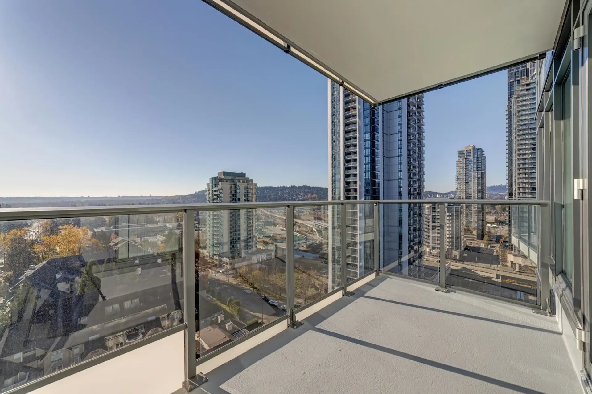 #1506 1182 Westwood Street - Image 14