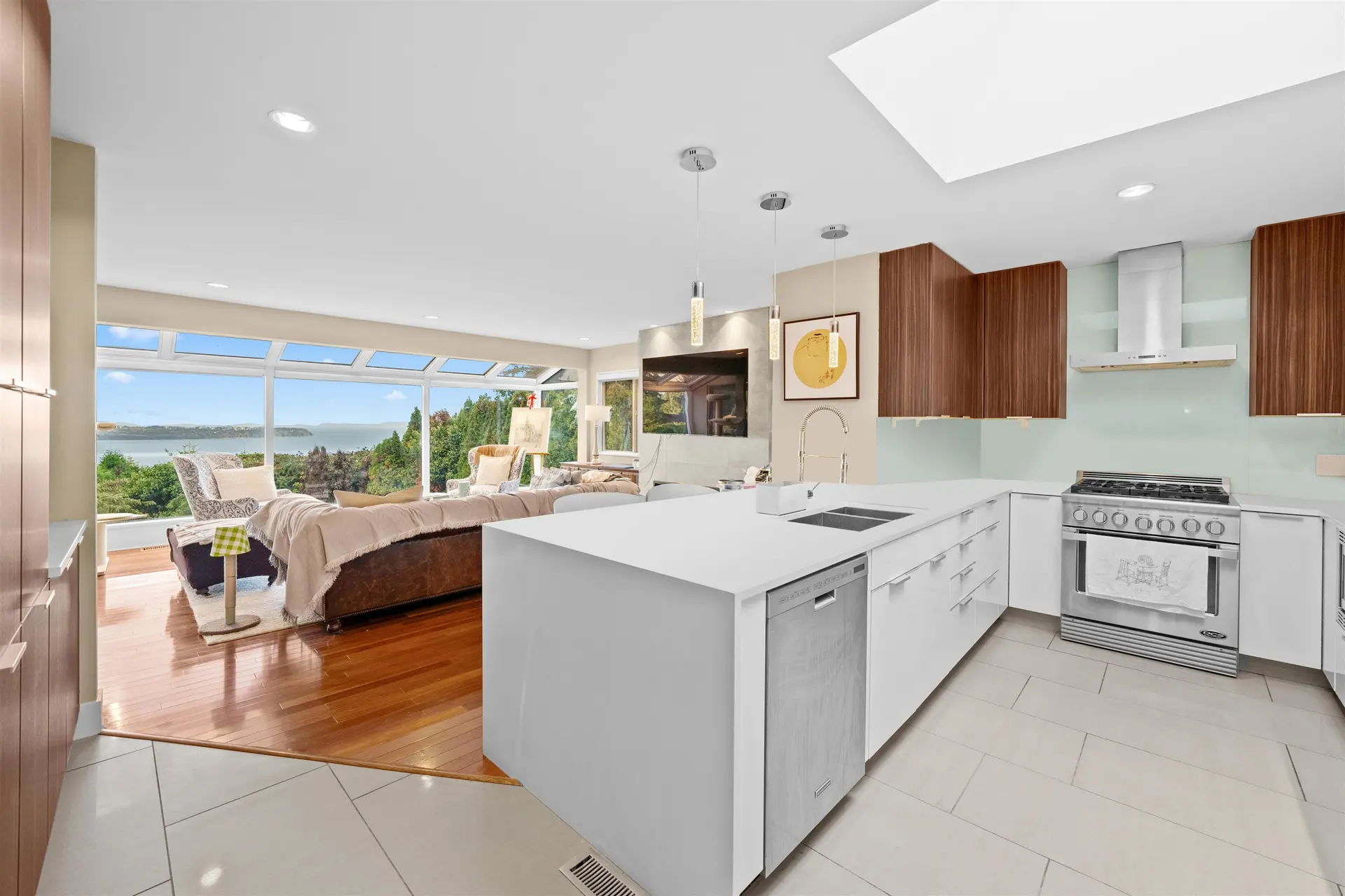 Property at 4579 WOODGREEN COURT, West Vancouver, BC