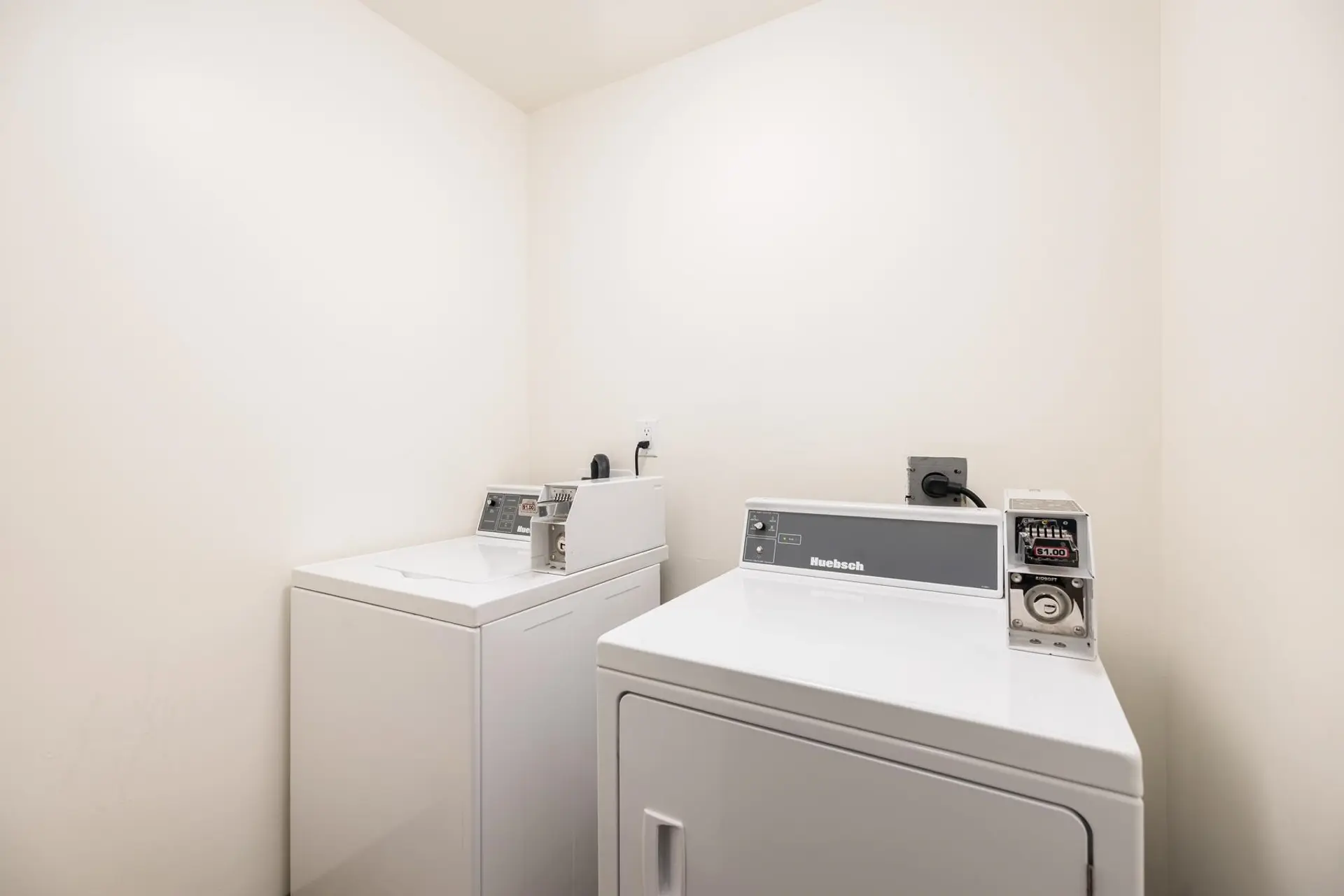 Property at #209 141 W 13TH STREET, North Vancouver, BC