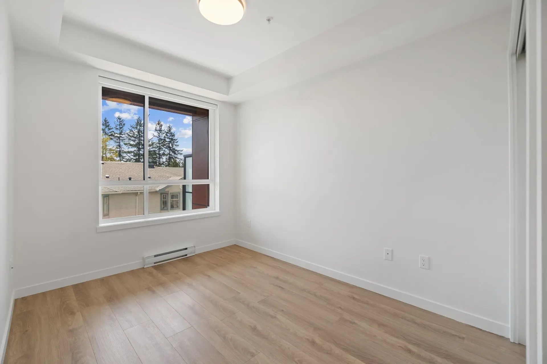 Property at #W412 13838 108 AVENUE, Surrey, BC