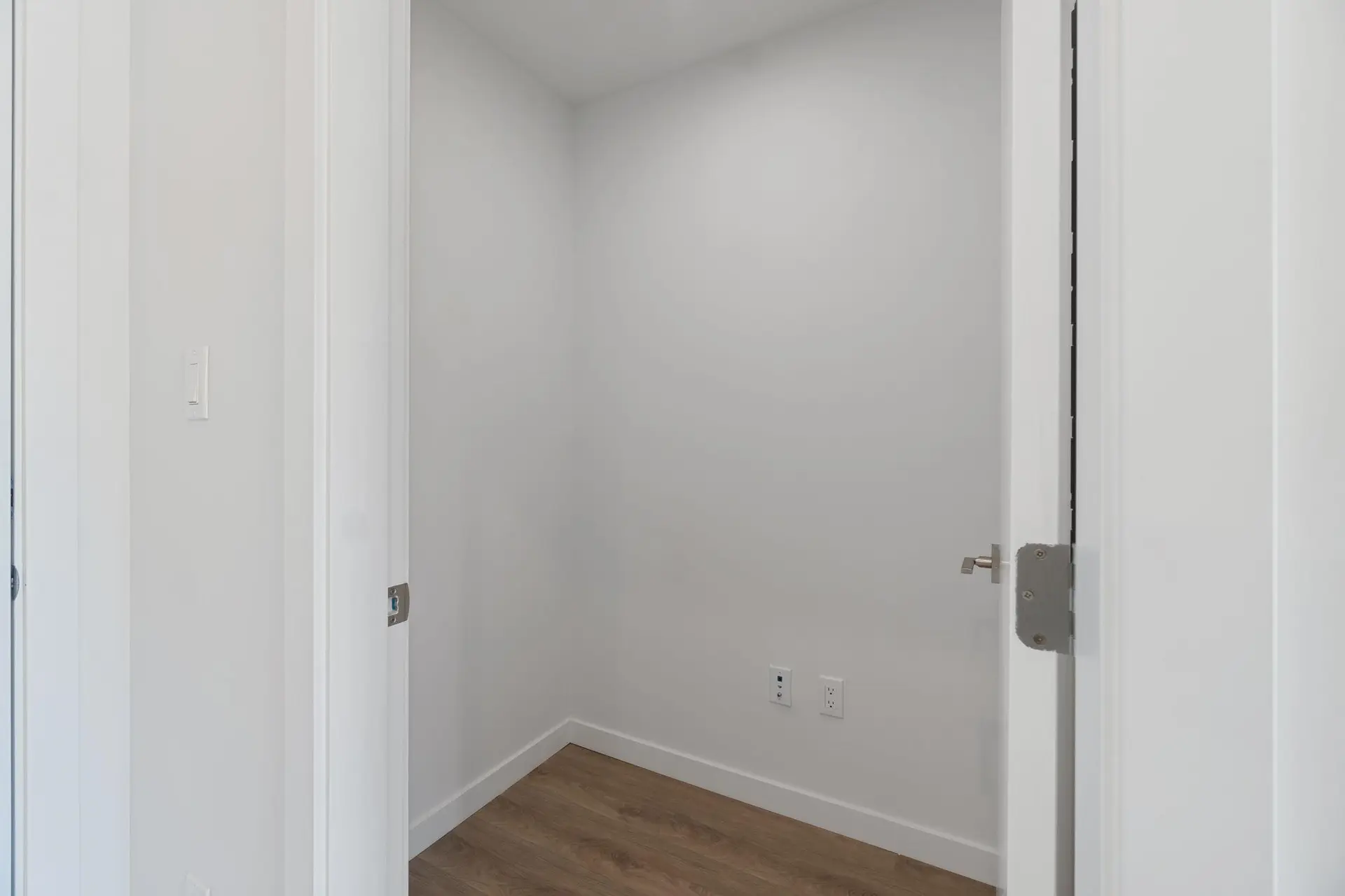 Property at #W412 13838 108 AVENUE, Surrey, BC