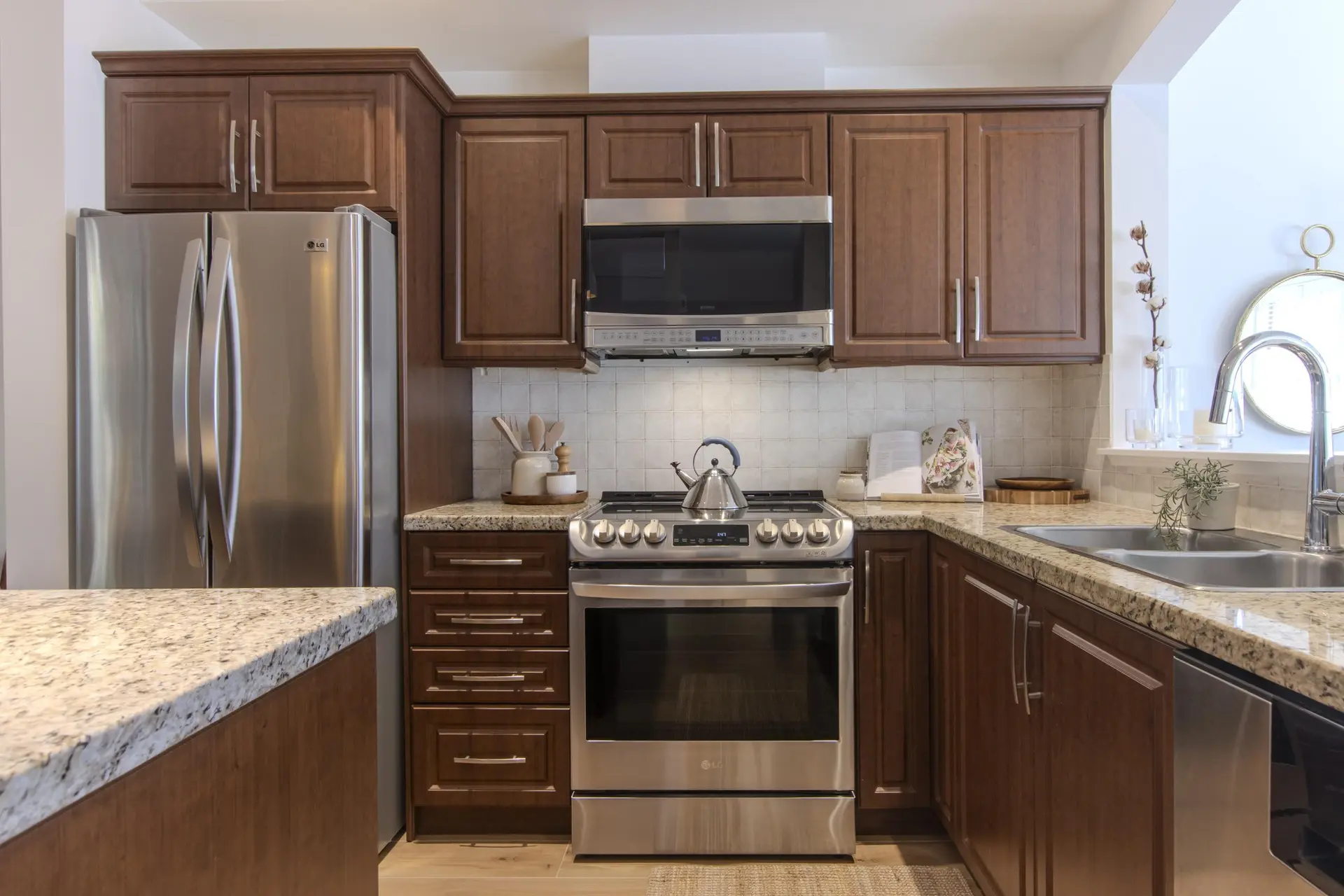#16 1026 Glacier View Drive - Image 3