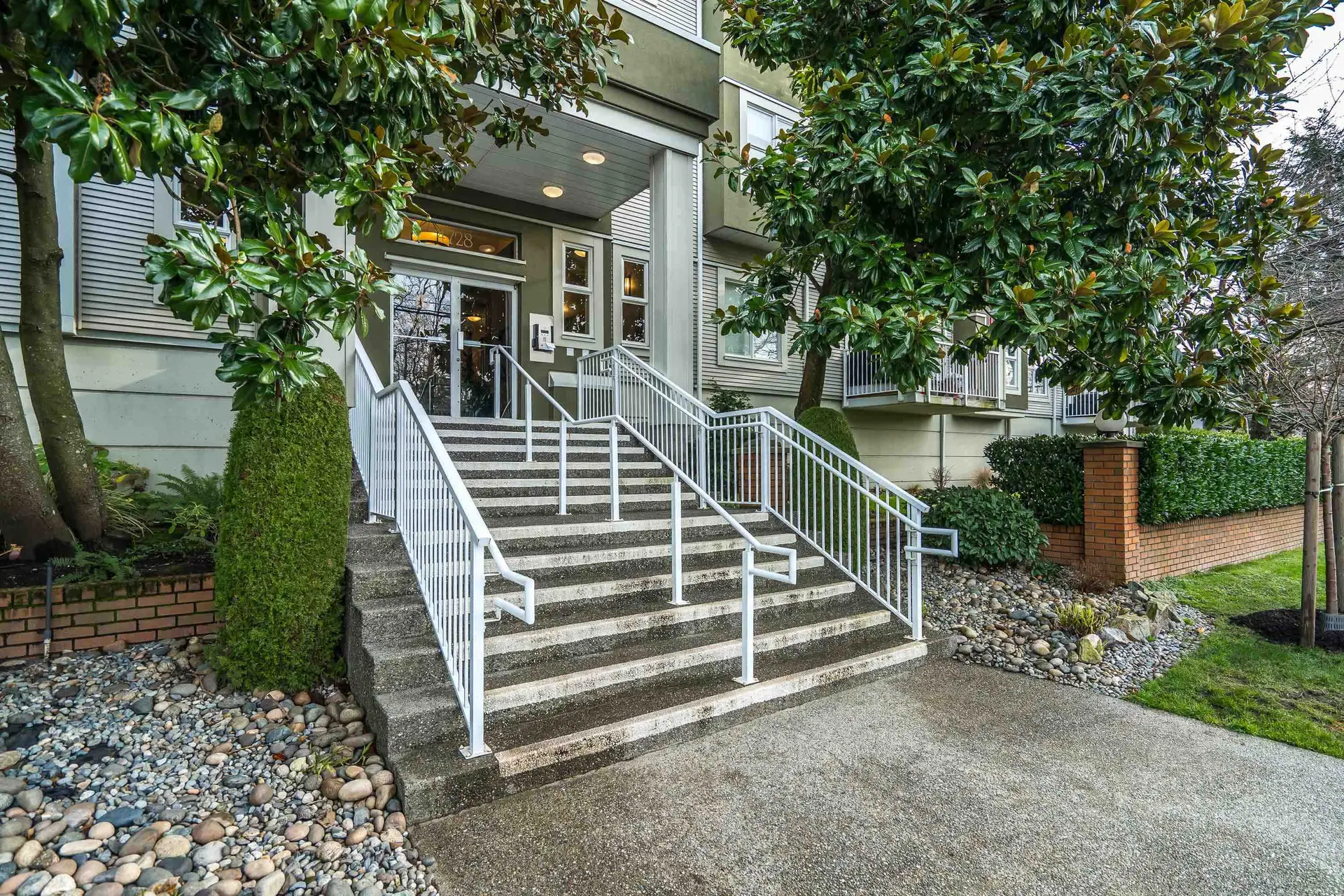 Property at #305 4728 53 Street, Delta, BC