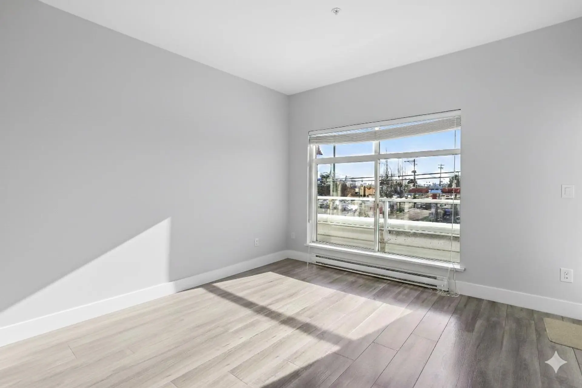 #213 9015 120 Street - Image 9