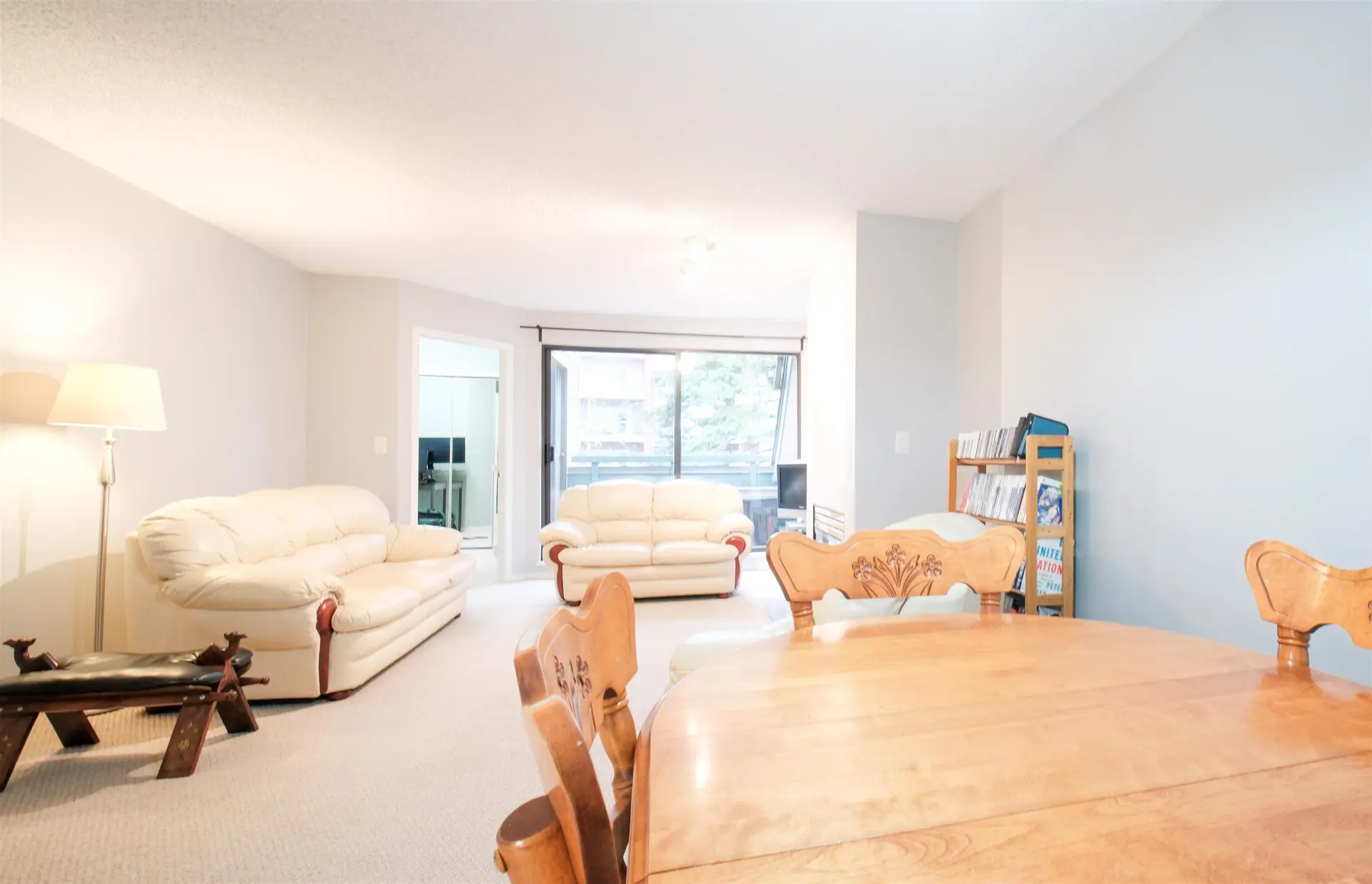 #411 2915 Glen Drive - Image 2