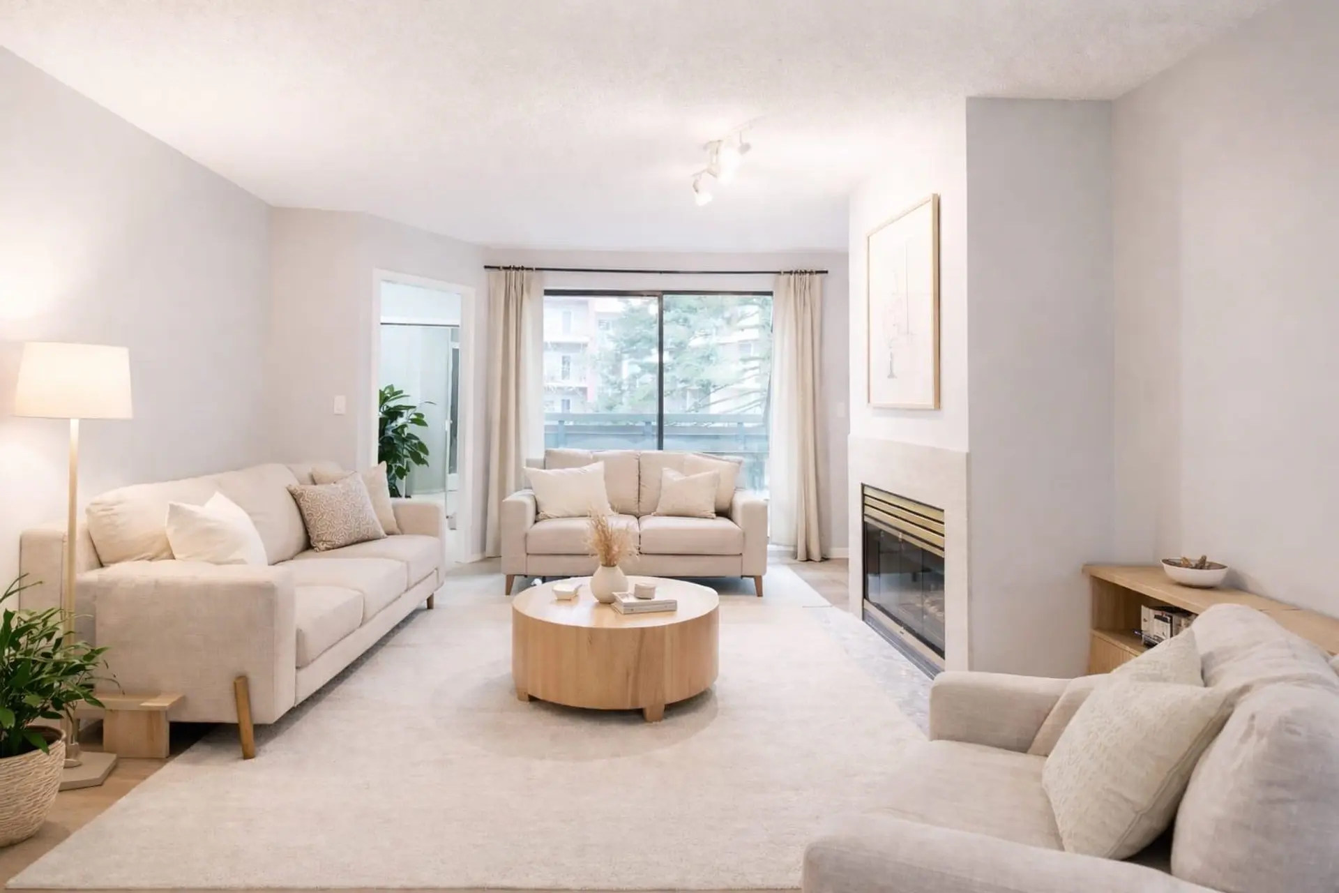 #411 2915 Glen Drive - Image 1
