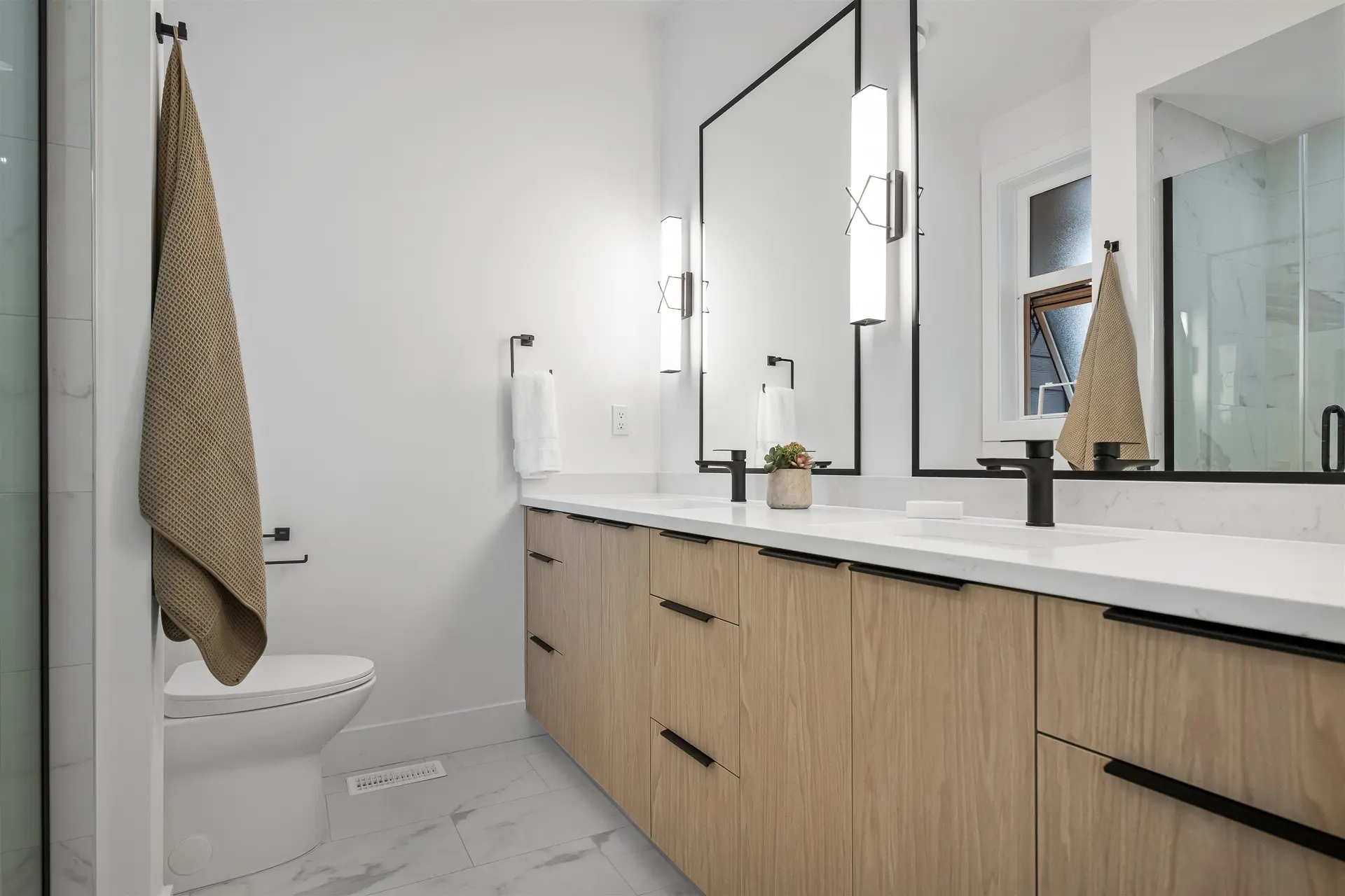 Property at 19767 75B AVENUE, Langley, BC